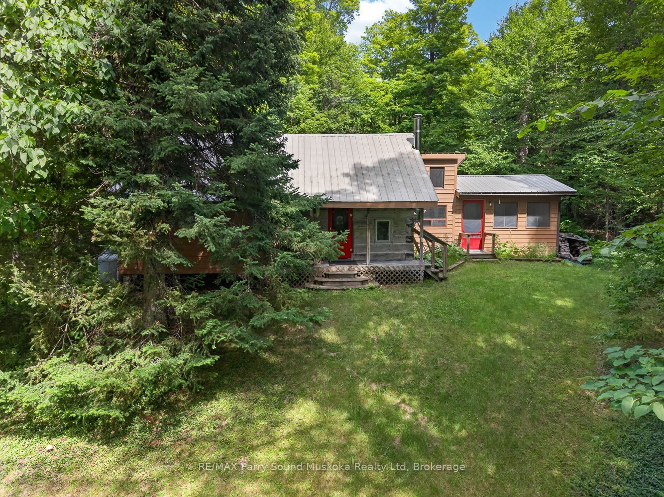 32 Shady Maple Trail Property Photo 2