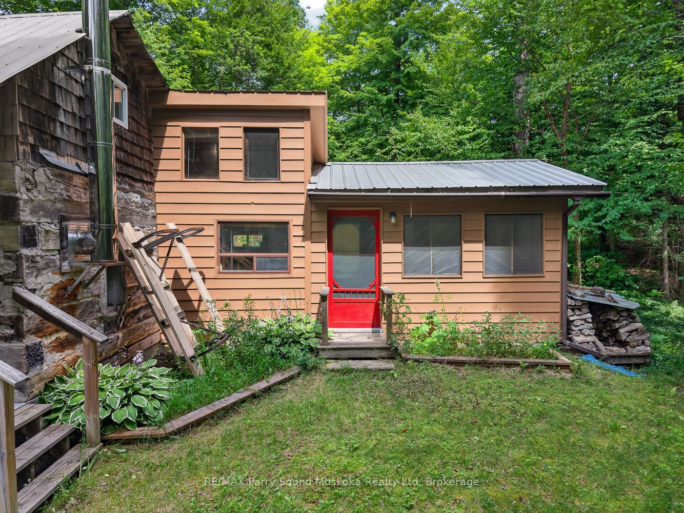 32 Shady Maple Trail Property Photo 4