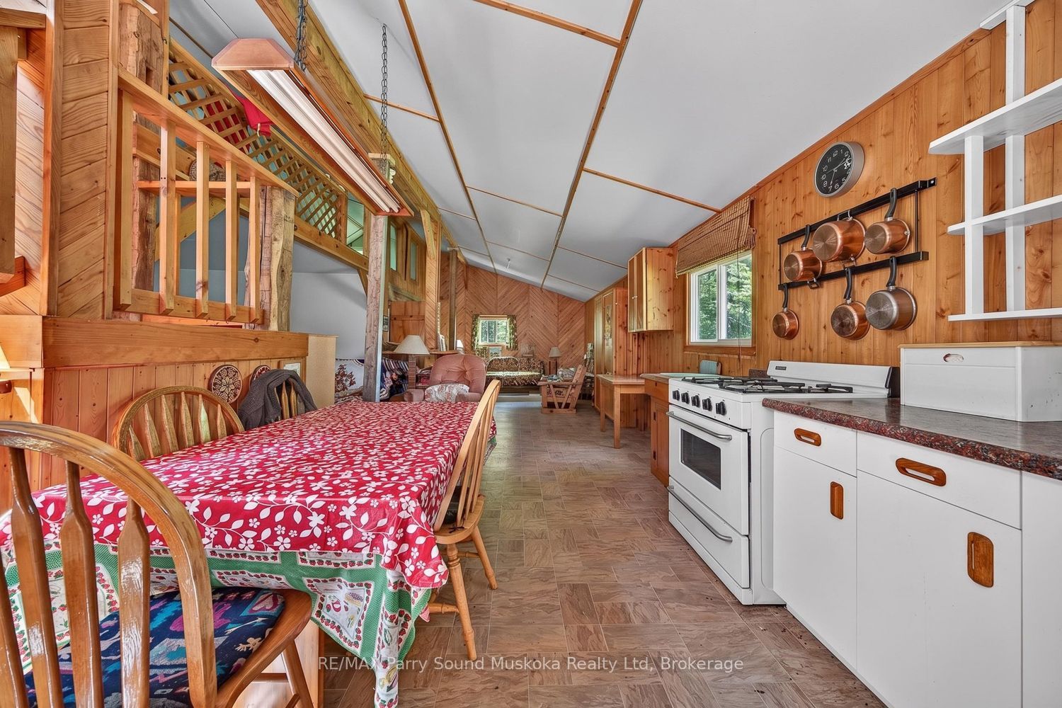 32 Shady Maple Trail Property Photo 14