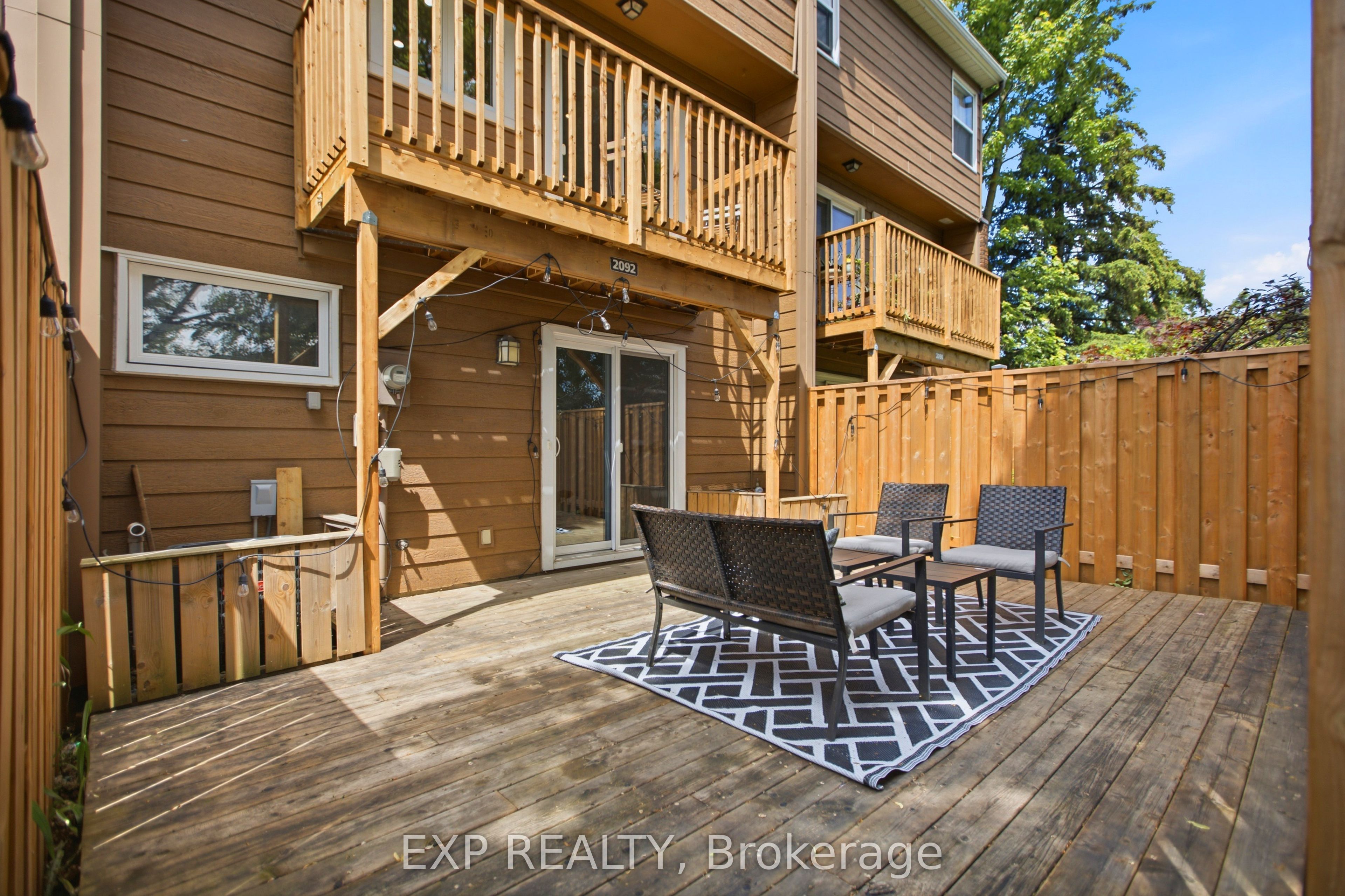 2092 Eric Crescent Property Photo 22