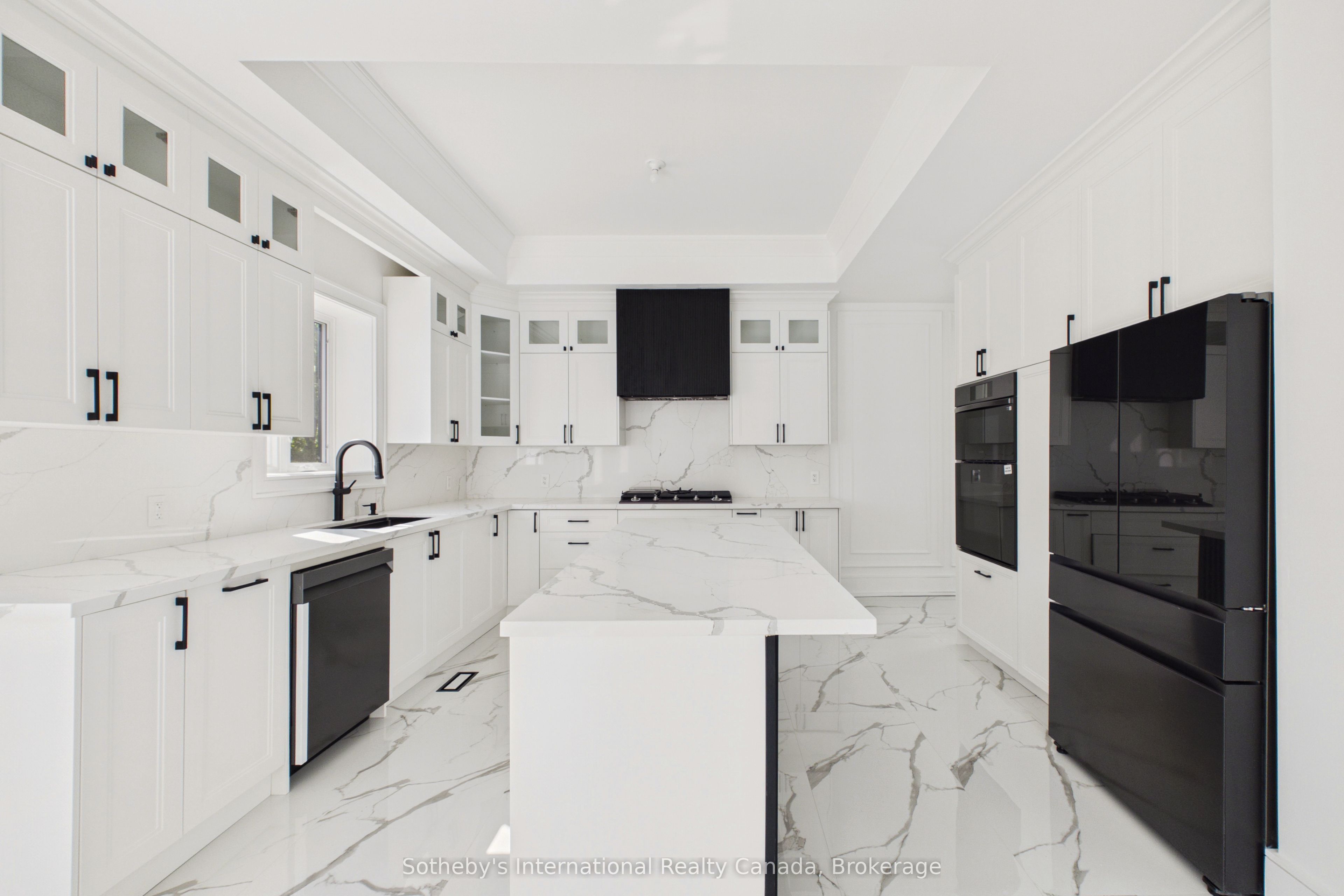 492 Brunel Road Property Photo 10