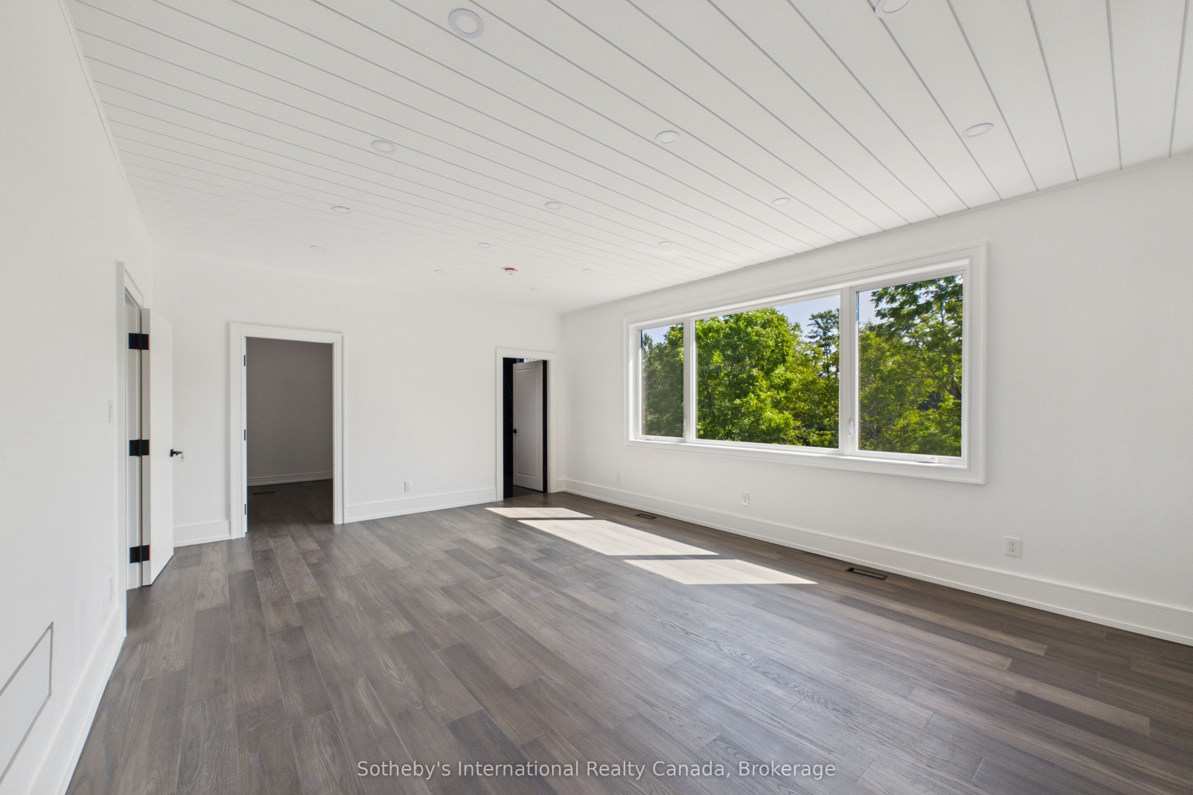 492 Brunel Road Property Photo 23