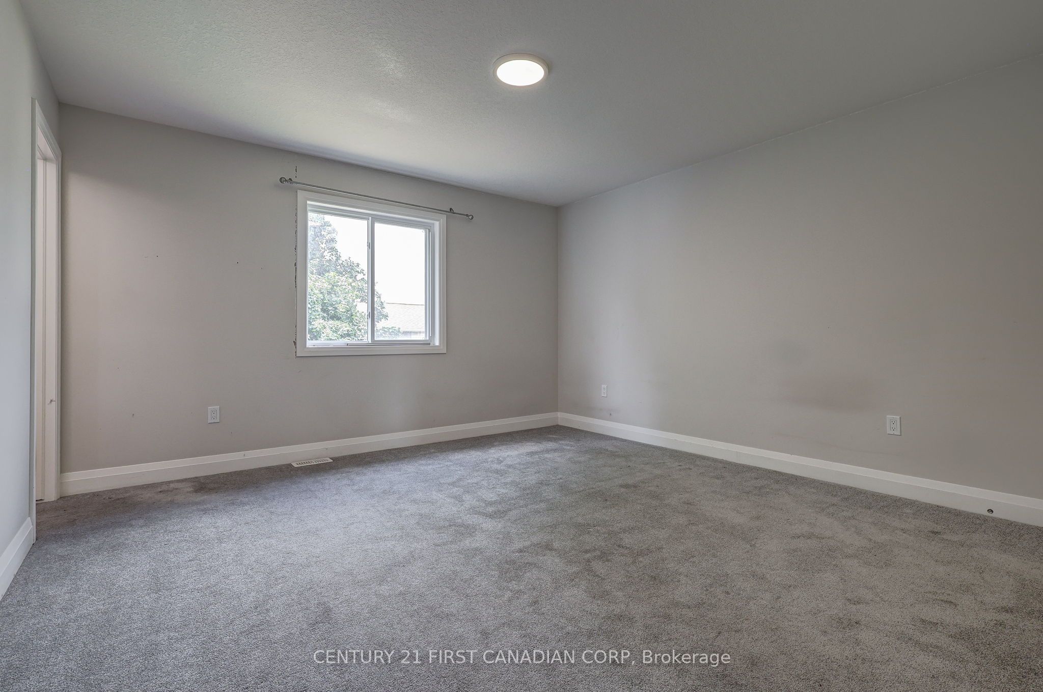 127 Marconi Court Property Photo 45