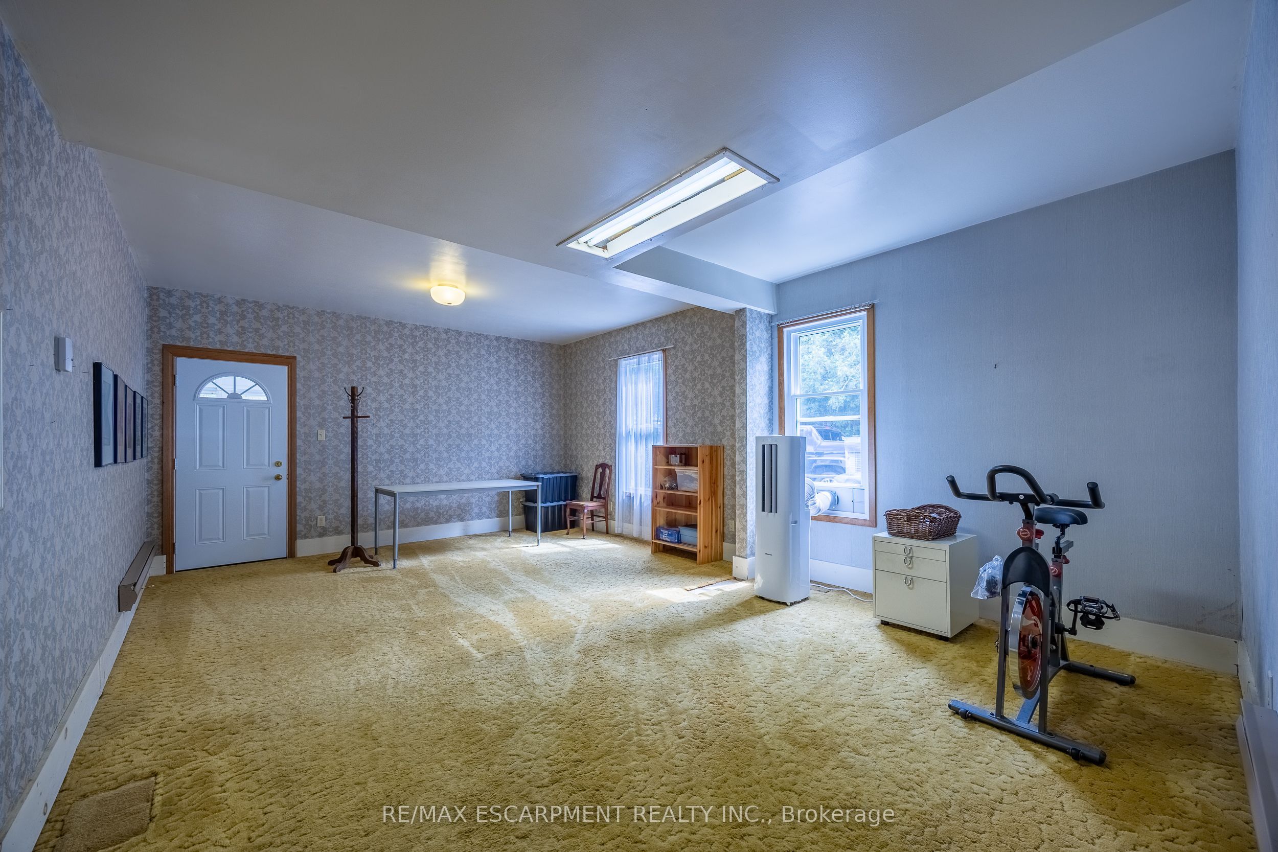 2312 Front Road Property Photo 15