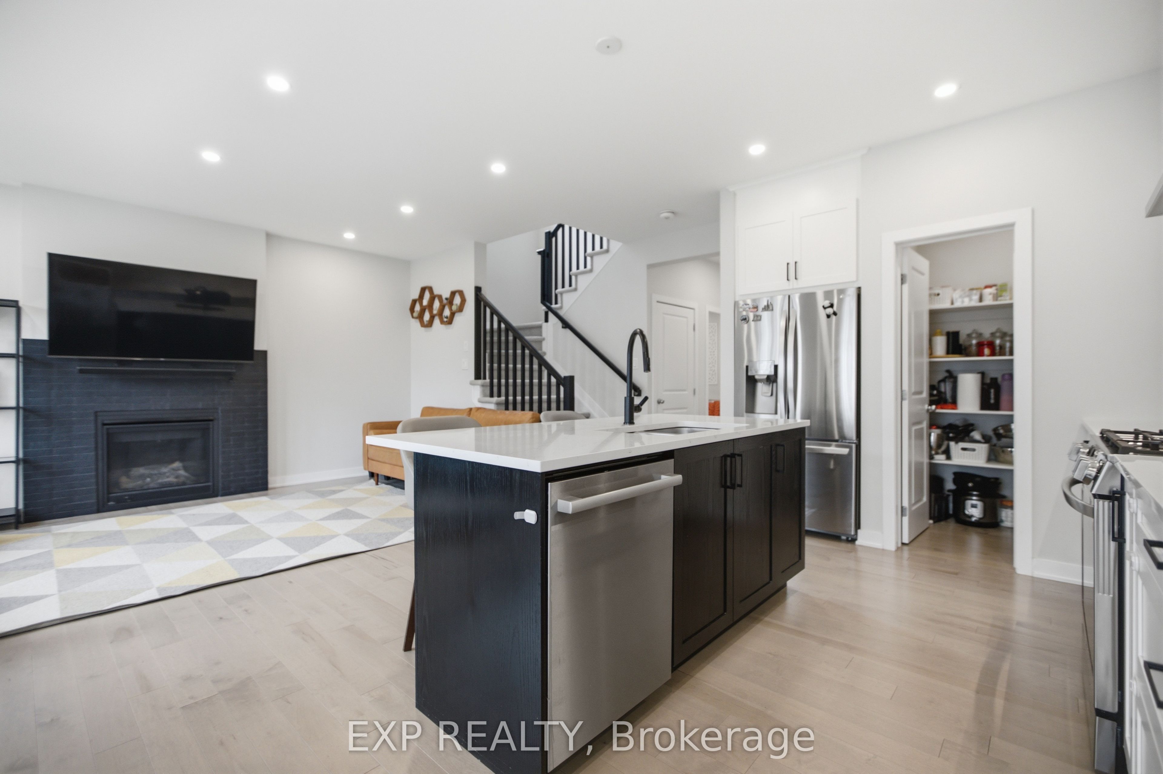 846 Sendero Way Property Photo 11