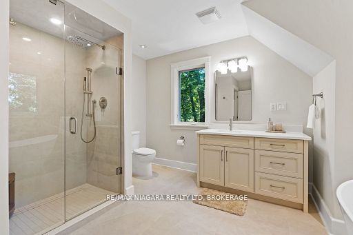 429 Ridge Road E Property Photo 42