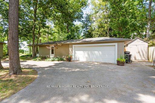 429 Ridge Road E Property Photo 46