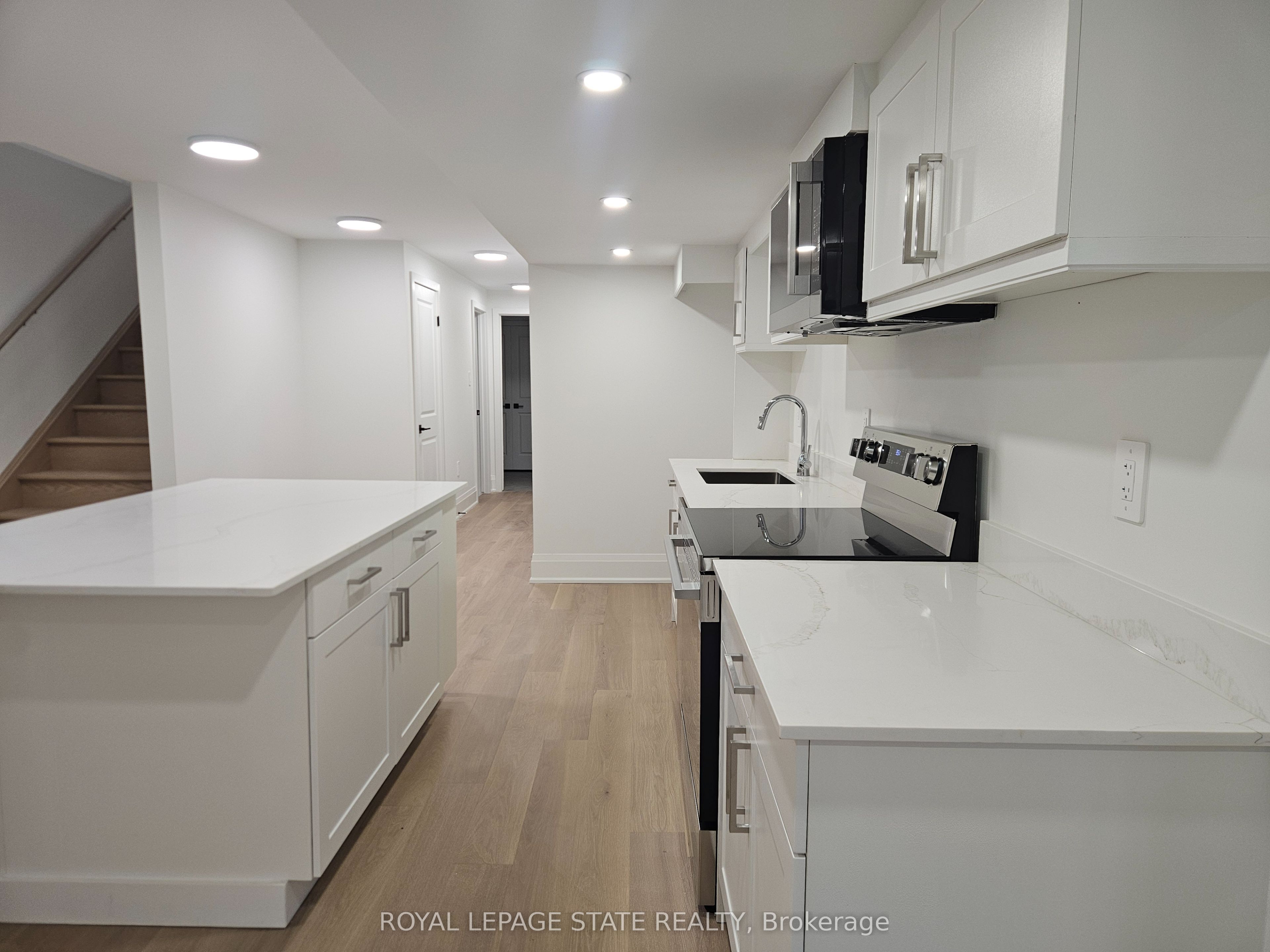 115 Chesley Street Lower Property Photo 6