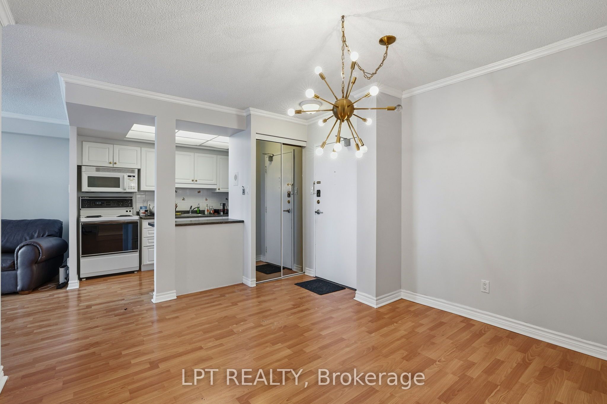 555 Brittany Drive 1112 Property Photo 8