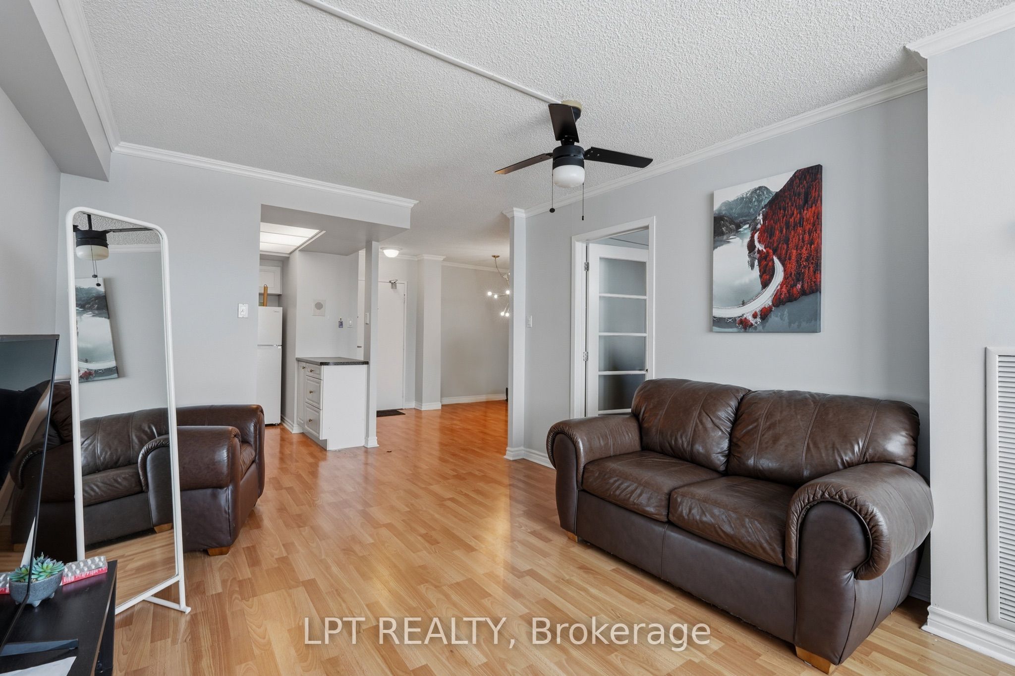 555 Brittany Drive 1112 Property Photo 16