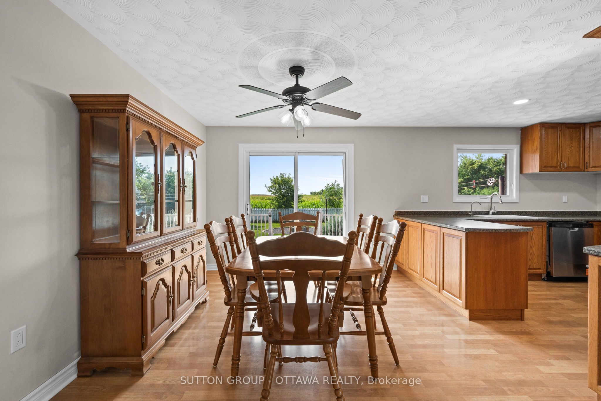 77 Main Street Property Photo 7