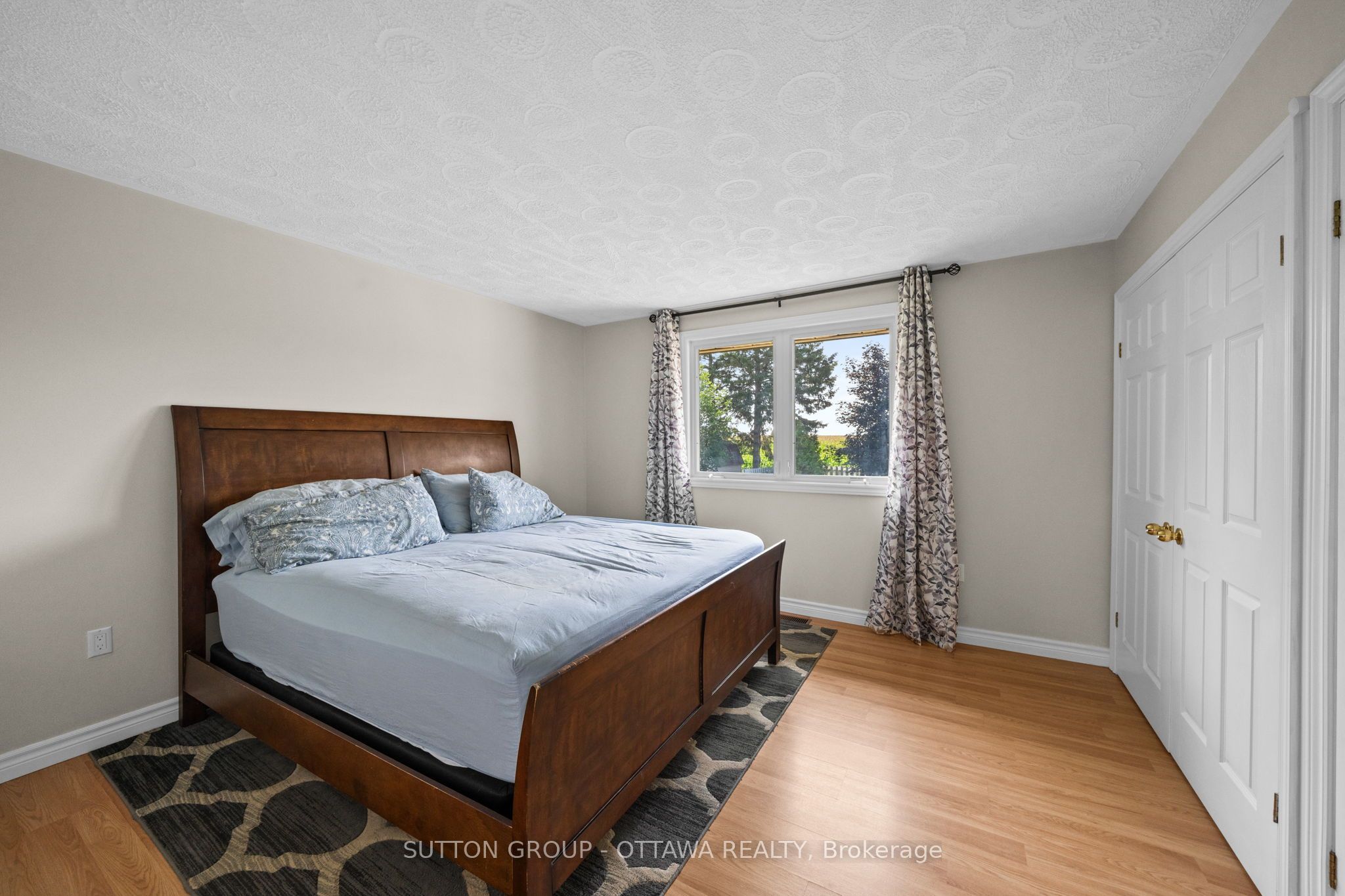 77 Main Street Property Photo 15