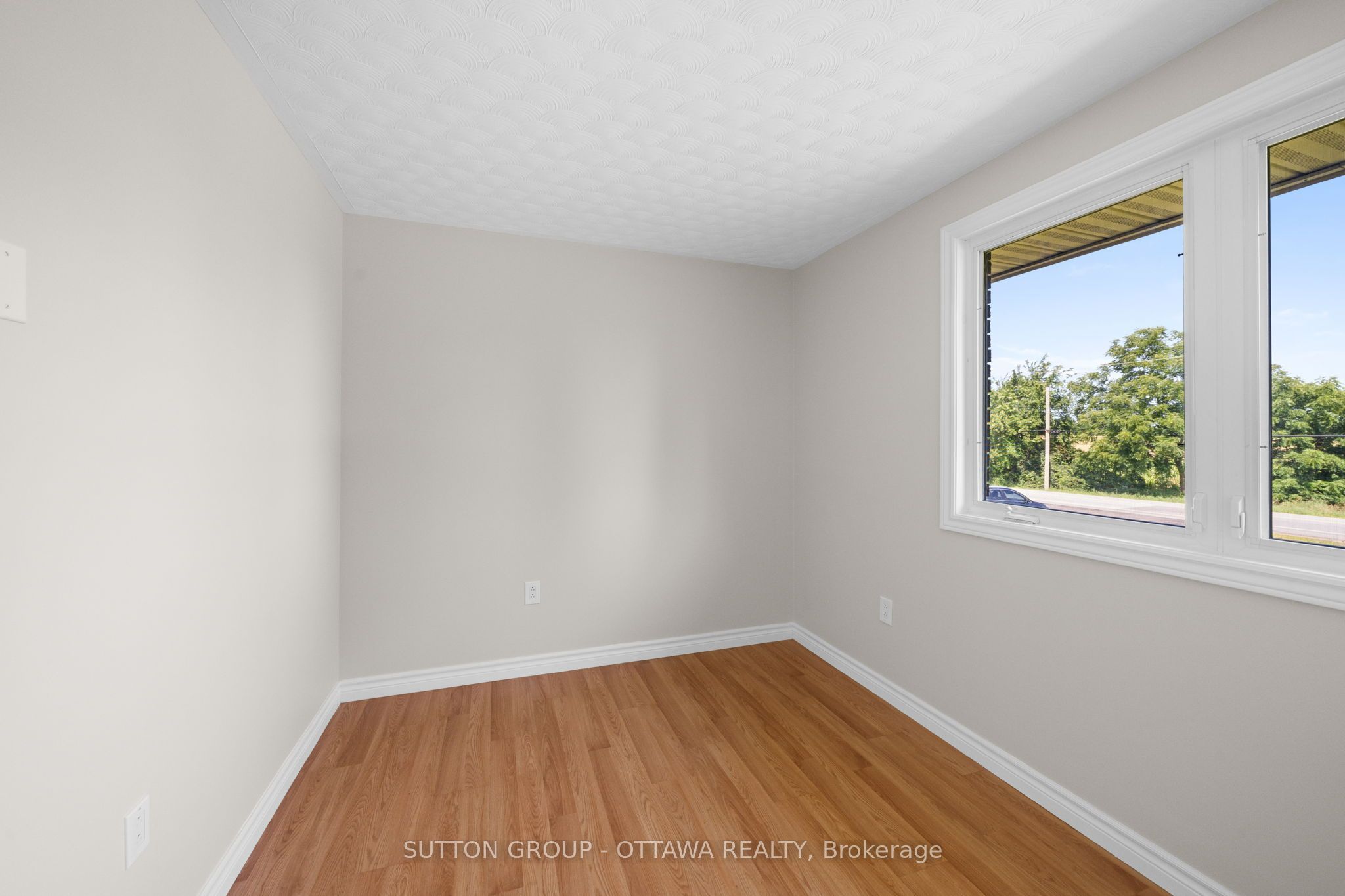 77 Main Street Property Photo 18