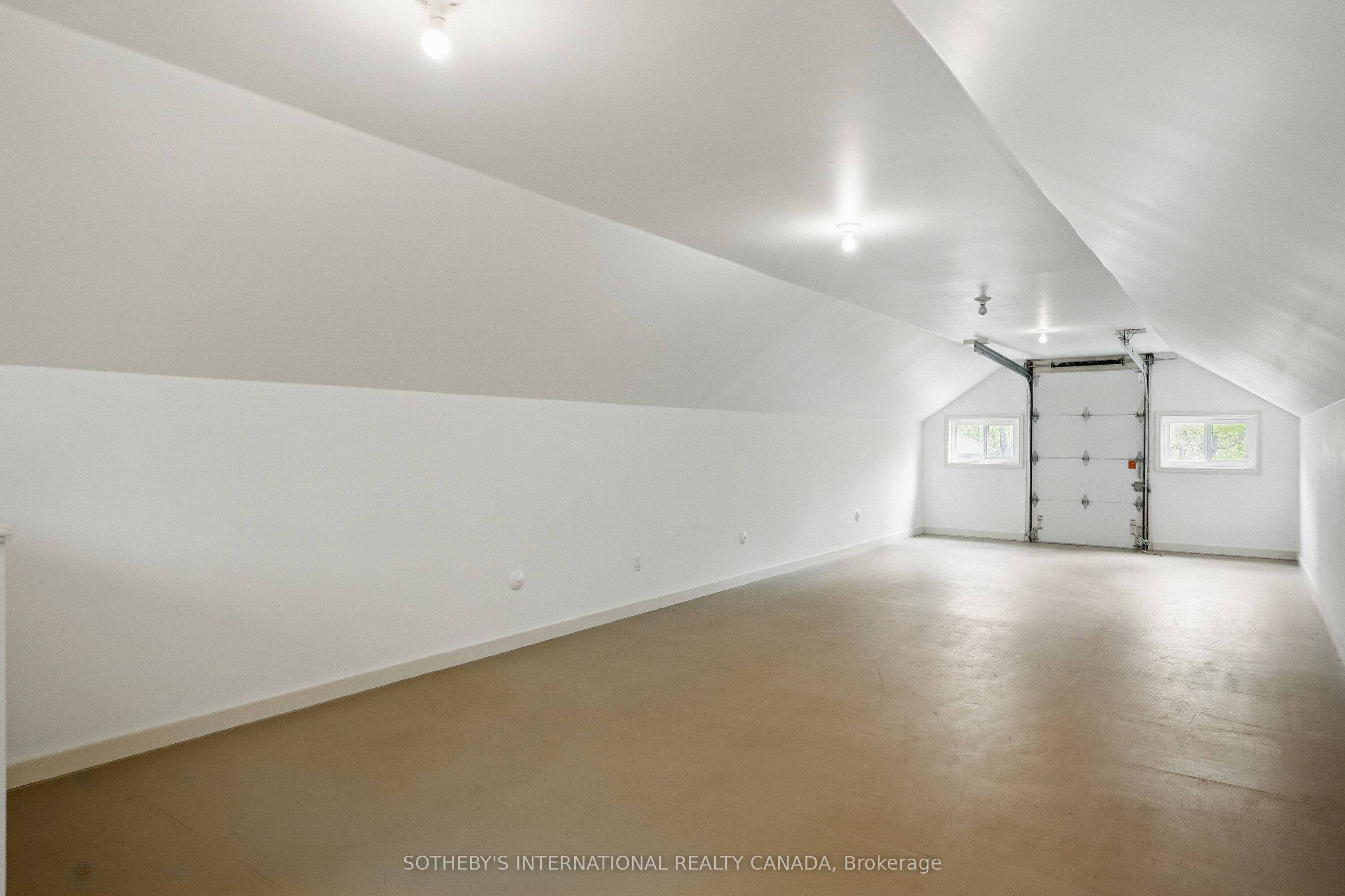 1074 Cooks Road Property Photo 22