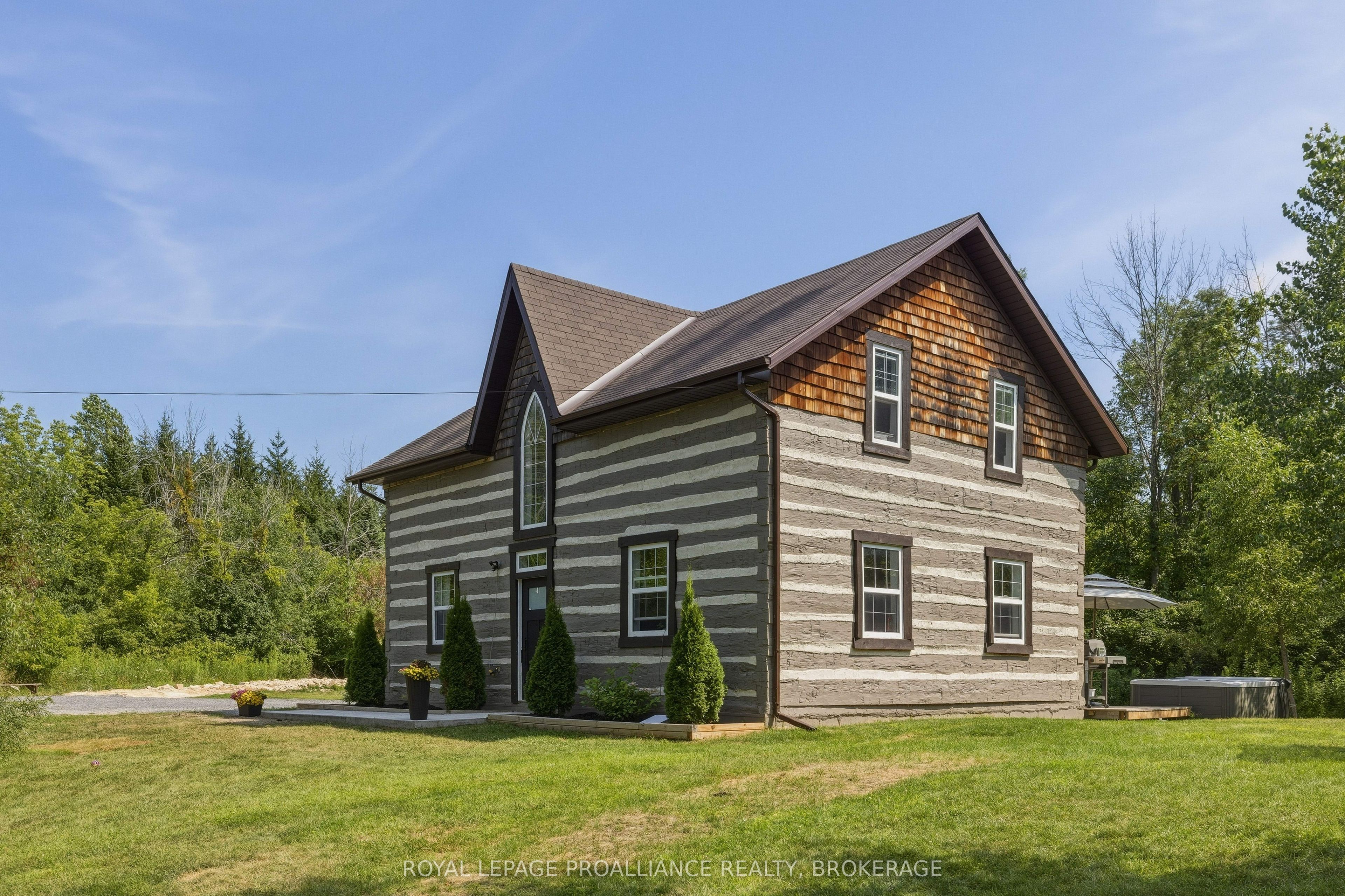 418 Highway 32 Property Photo 1