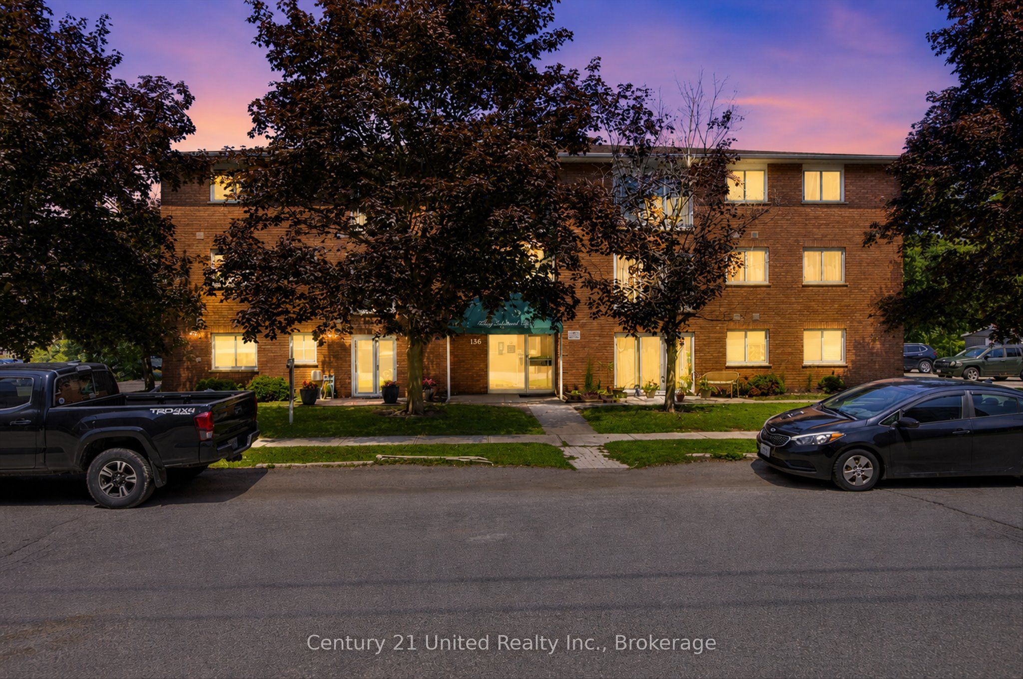 136 Ware Street 201 Property Photo 1