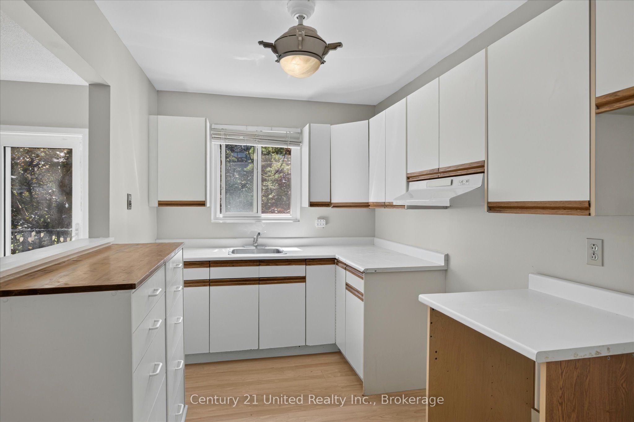136 Ware Street 201 Property Photo 16