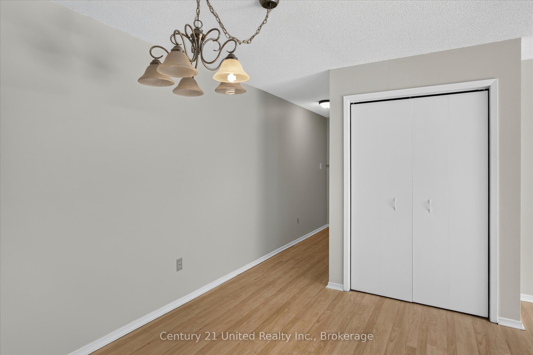 136 Ware Street 201 Property Photo 27