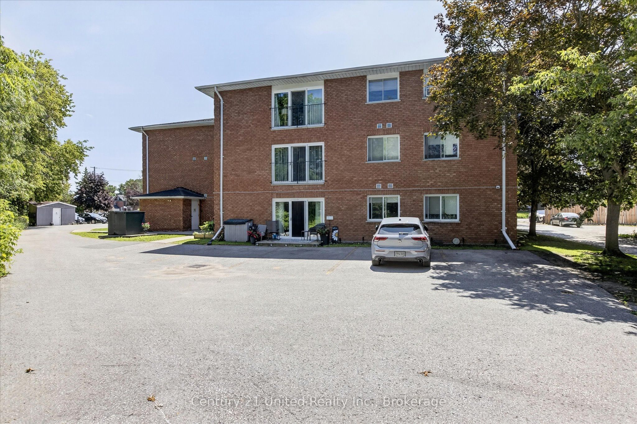 136 Ware Street 201 Property Photo 40