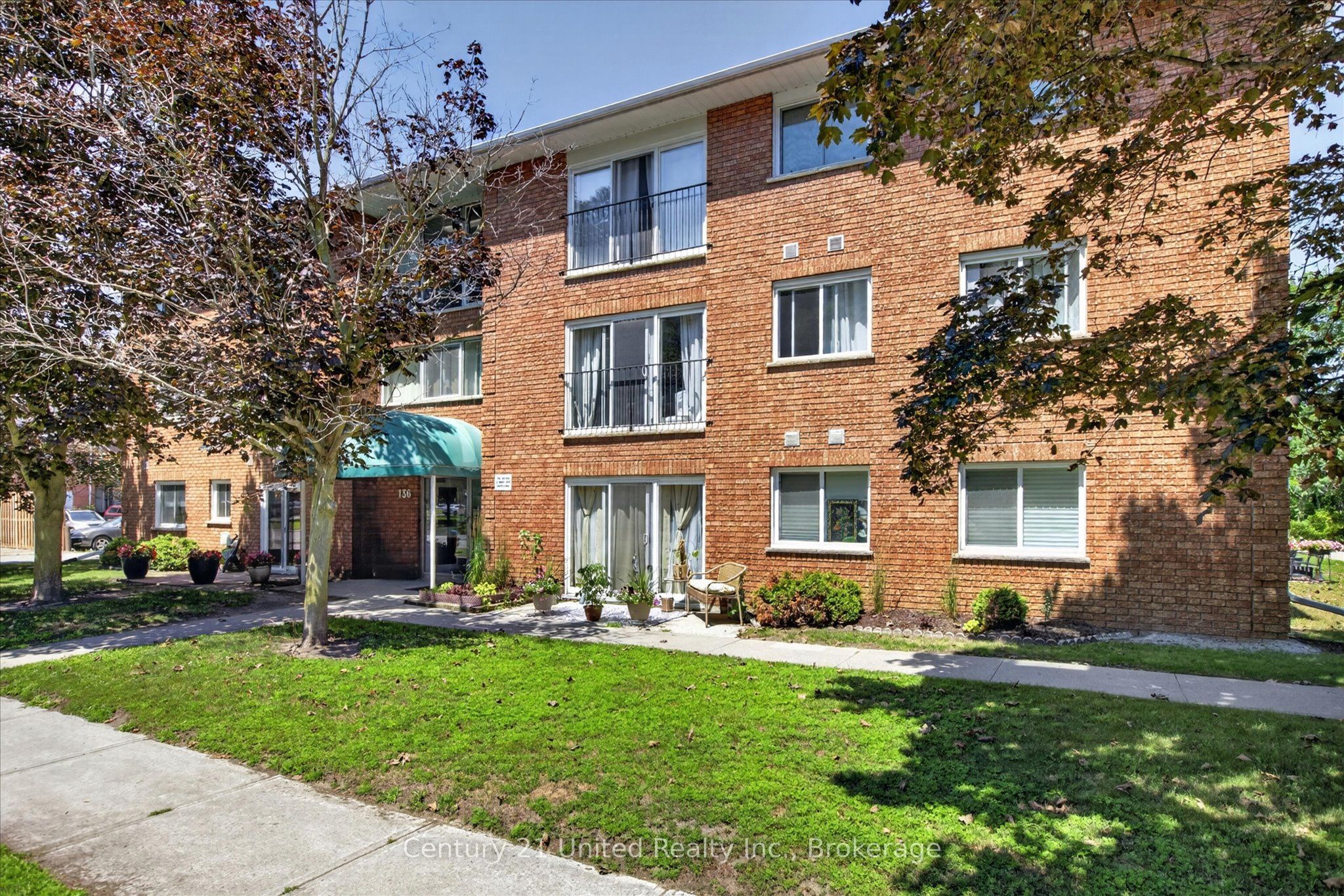 136 Ware Street 201 Property Photo 42