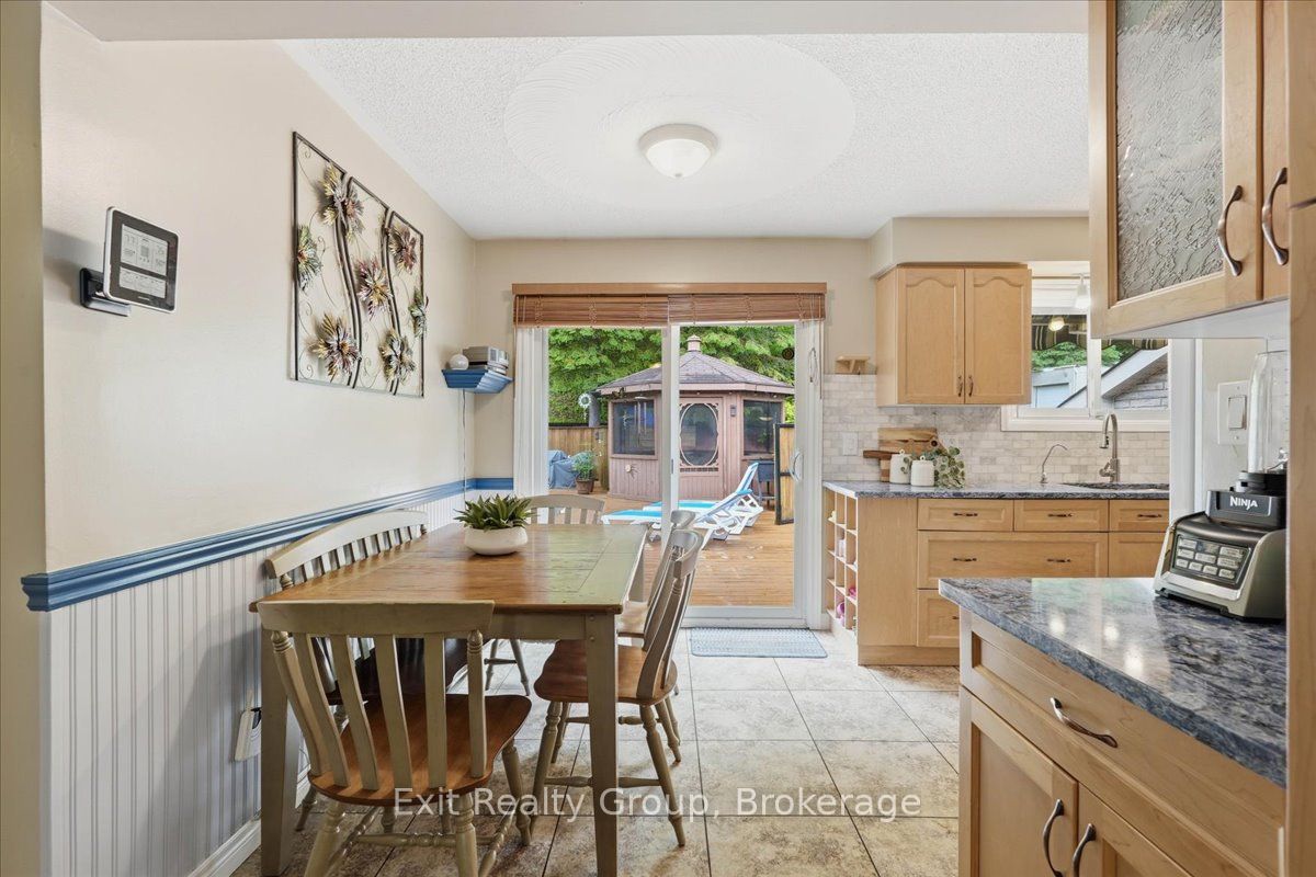 427 Townsend Road Property Photo 11
