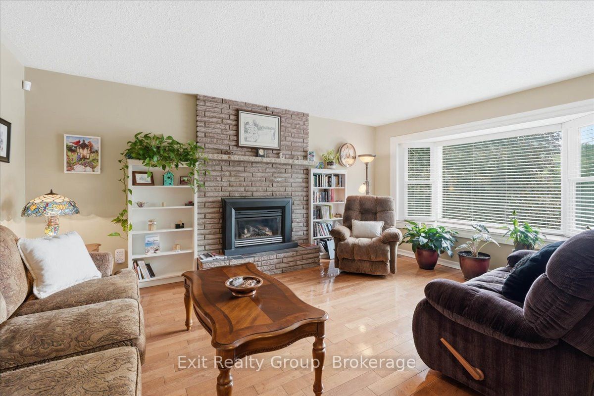 427 Townsend Road Property Photo 13