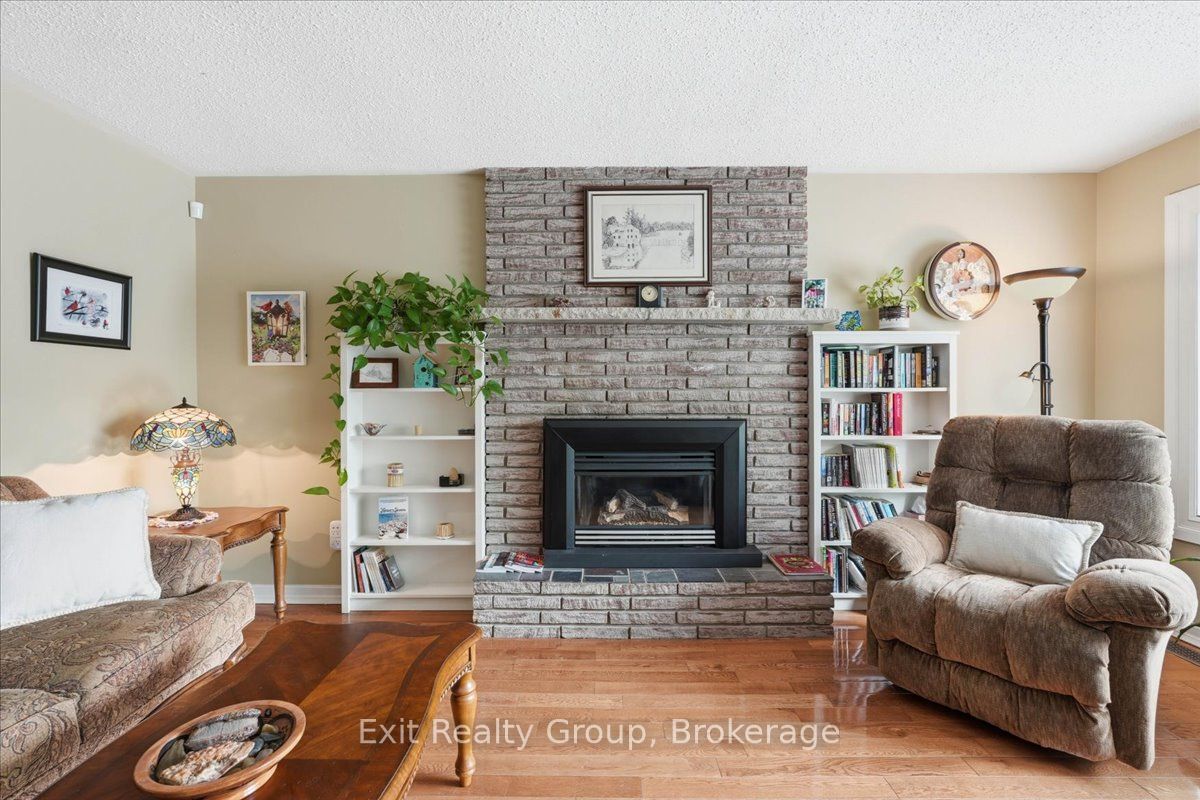 427 Townsend Road Property Photo 14