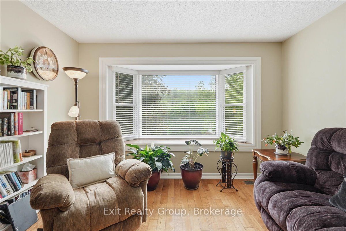 427 Townsend Road Property Photo 15