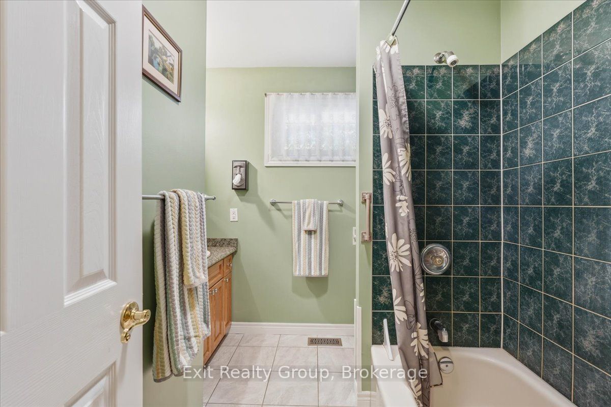 427 Townsend Road Property Photo 17