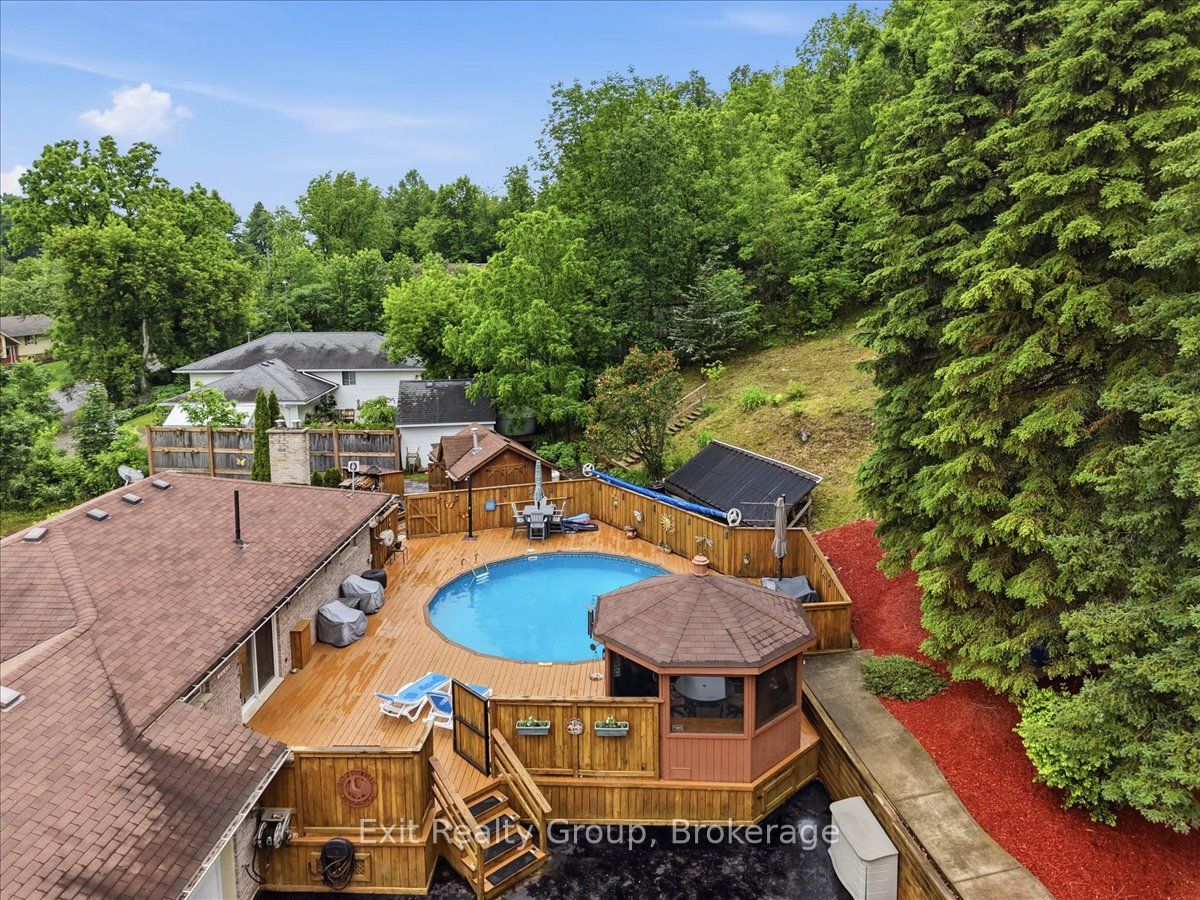 427 Townsend Road Property Photo 32