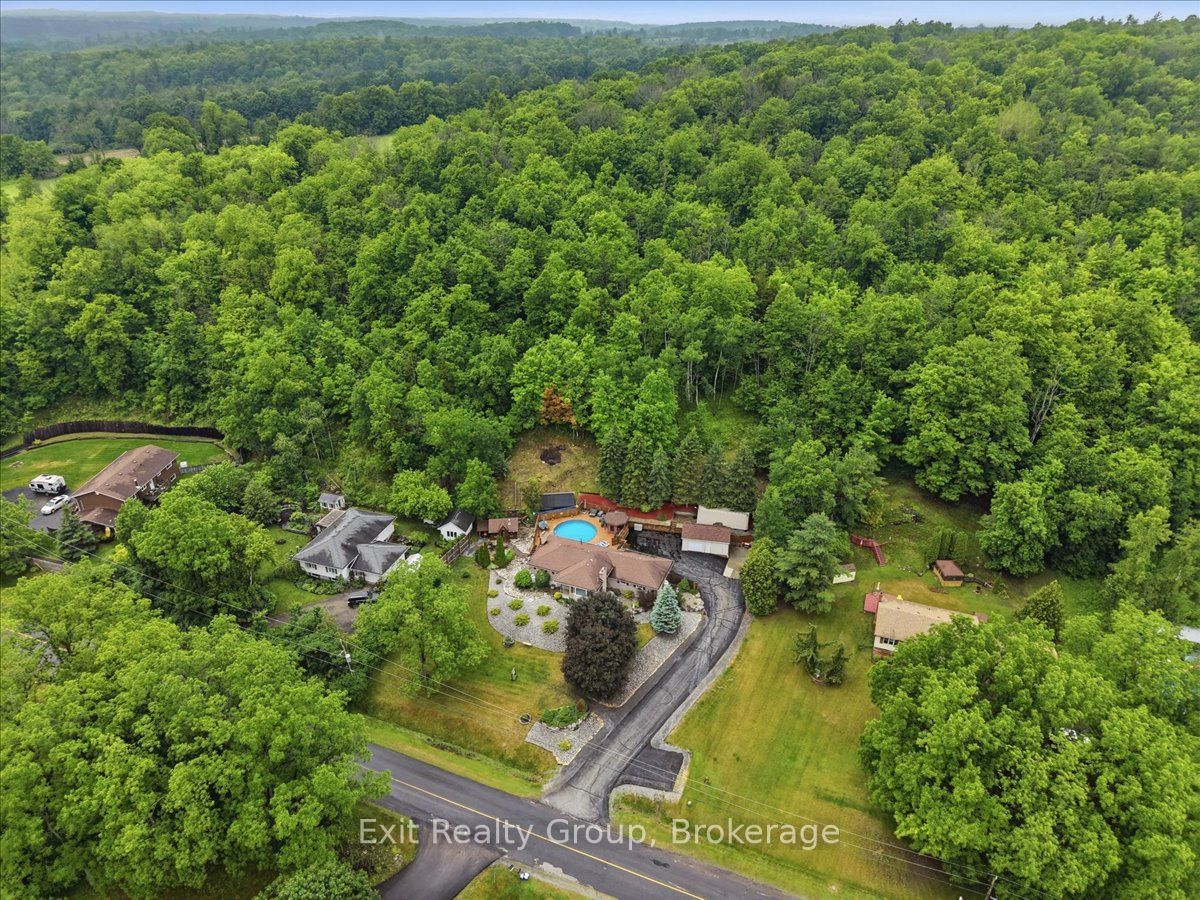 427 Townsend Road Property Photo 43