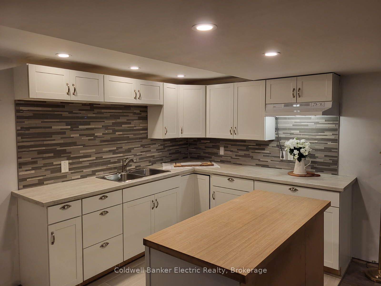 1647 Stenner Road Property Photo 10