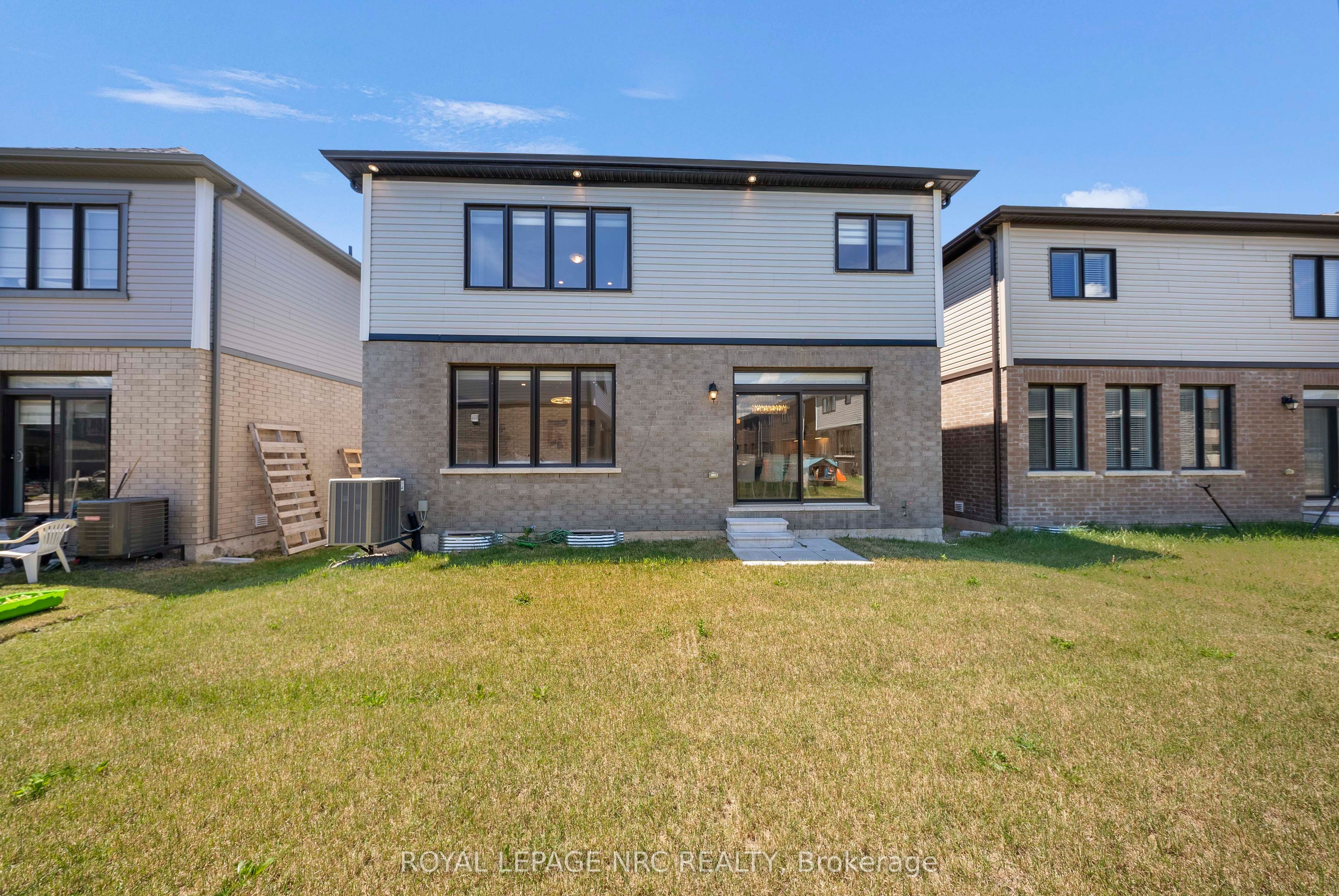 66 Sunflower Crescent Property Photo 45