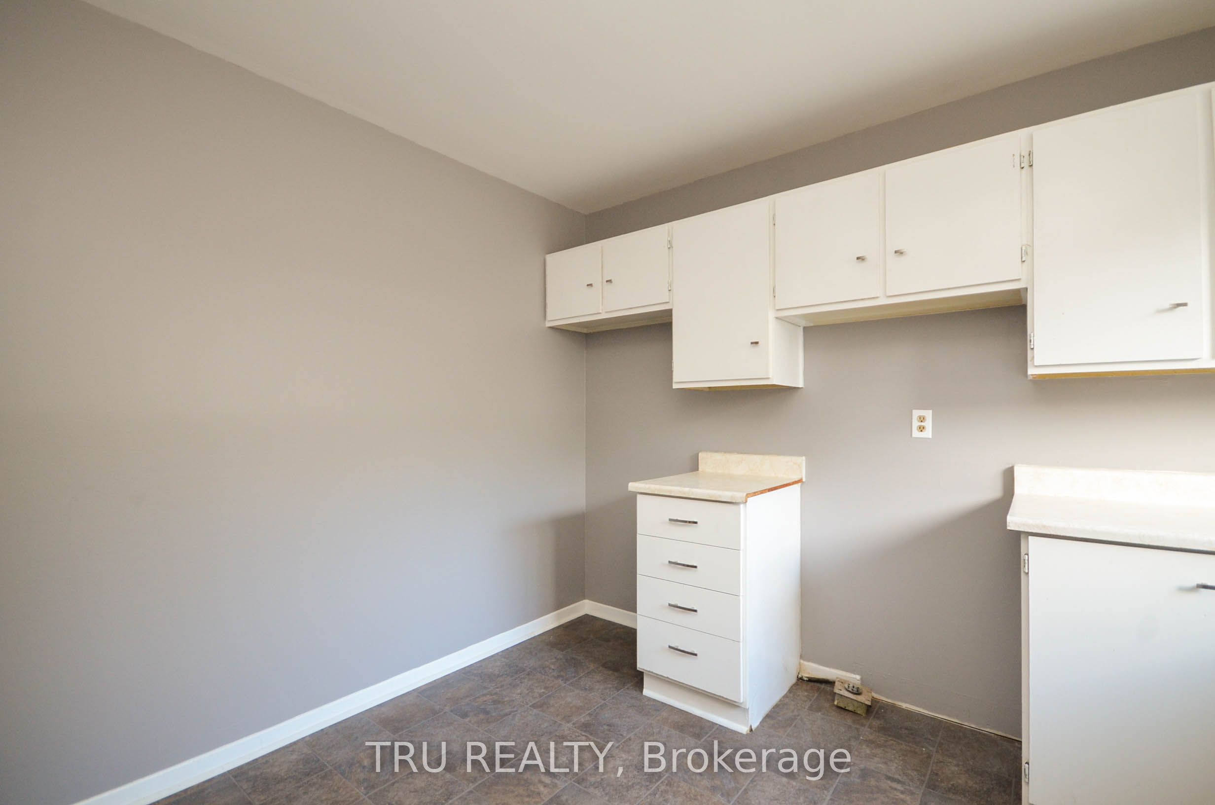 2428 Iris Street A Property Photo 15
