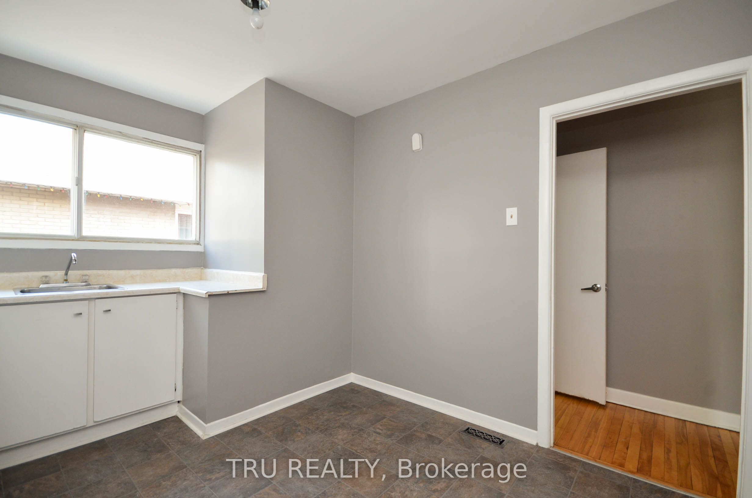2428 Iris Street A Property Photo 17
