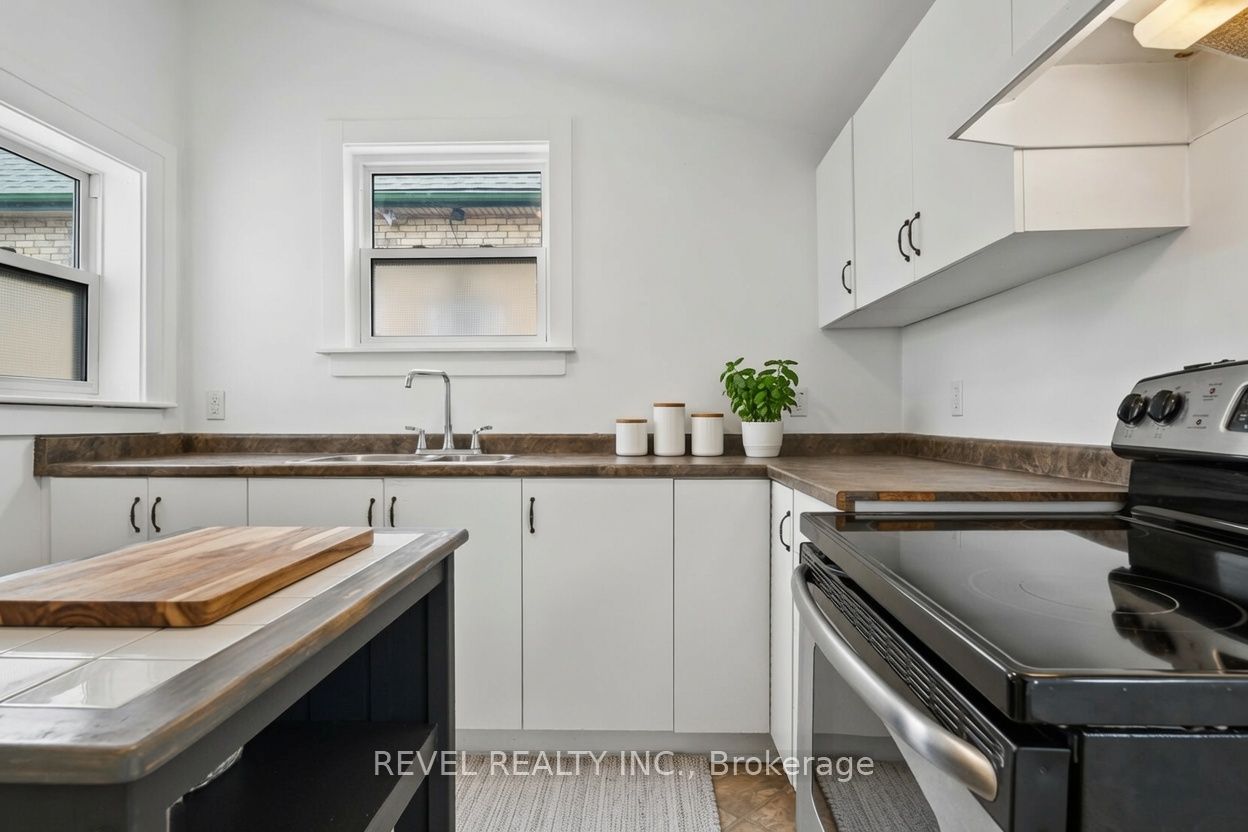 7 Maple Street Property Photo 18