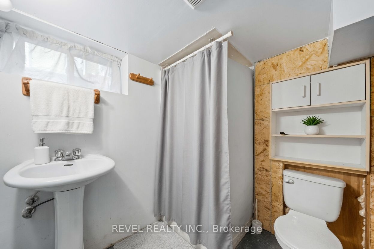 7 Maple Street Property Photo 21