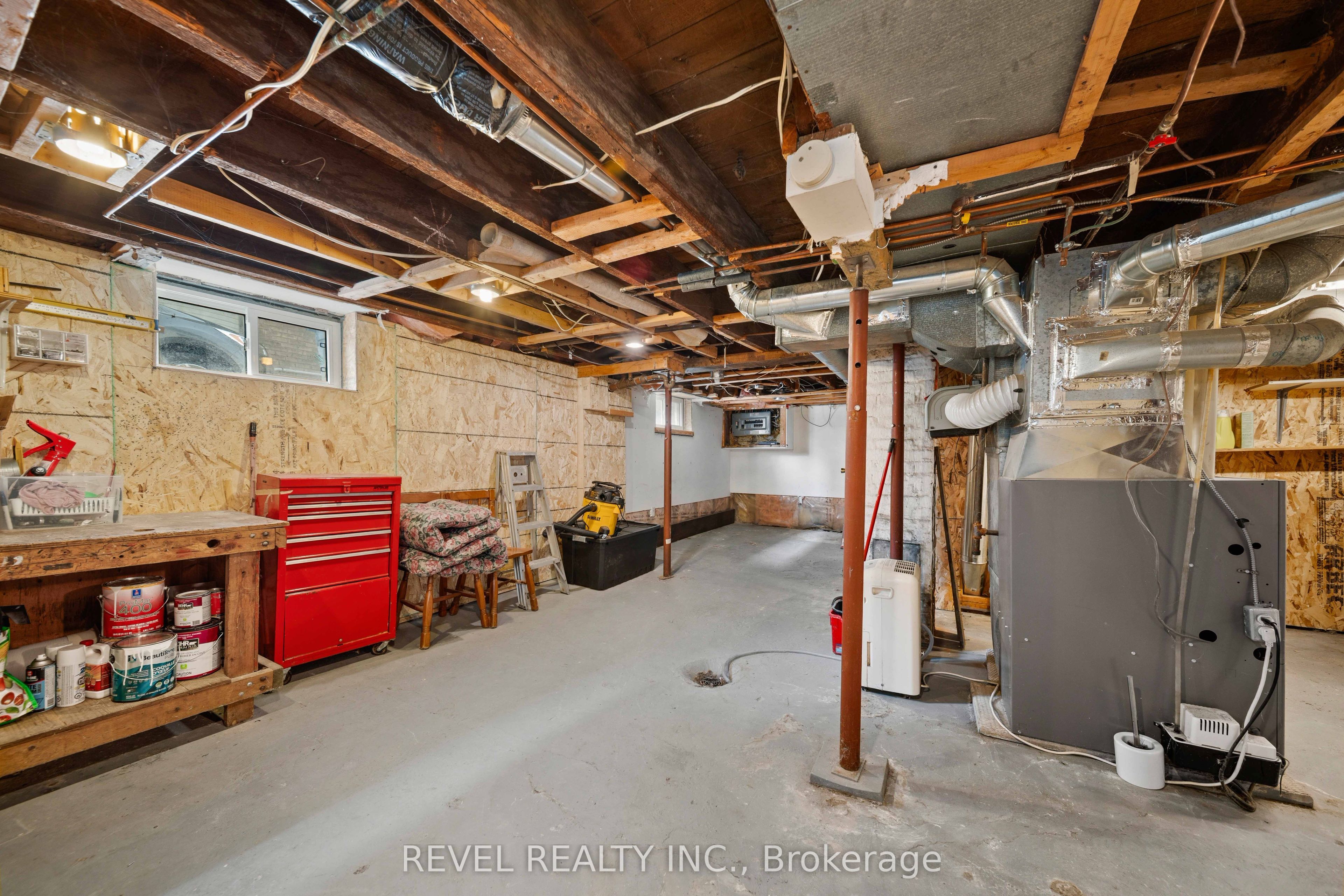 7 Maple Street Property Photo 24