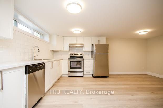 2430 Iris Street B Property Photo 10