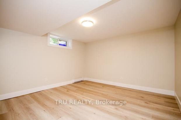 2430 Iris Street B Property Photo 13