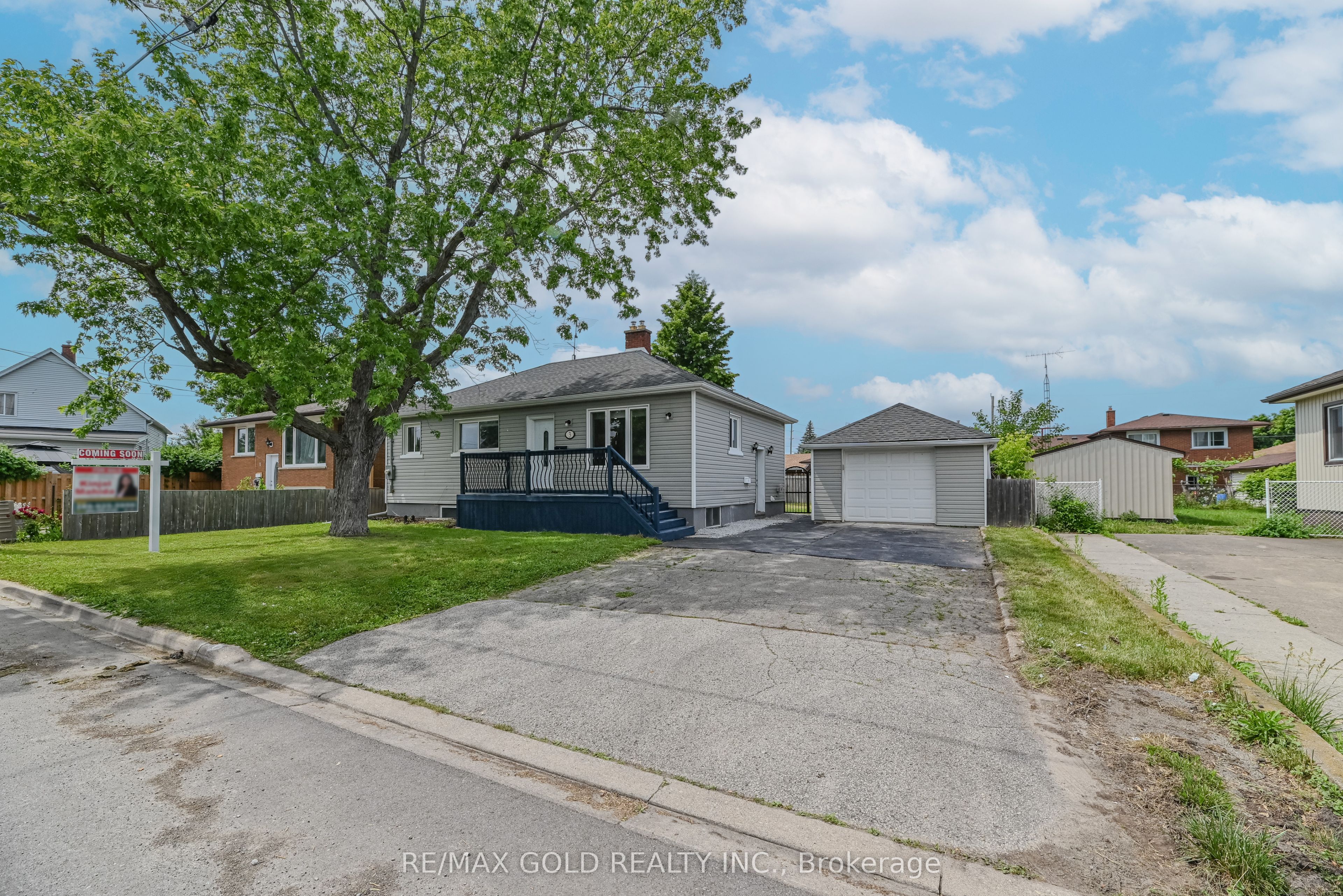 3 Myrtle Avenue S Property Photo 1