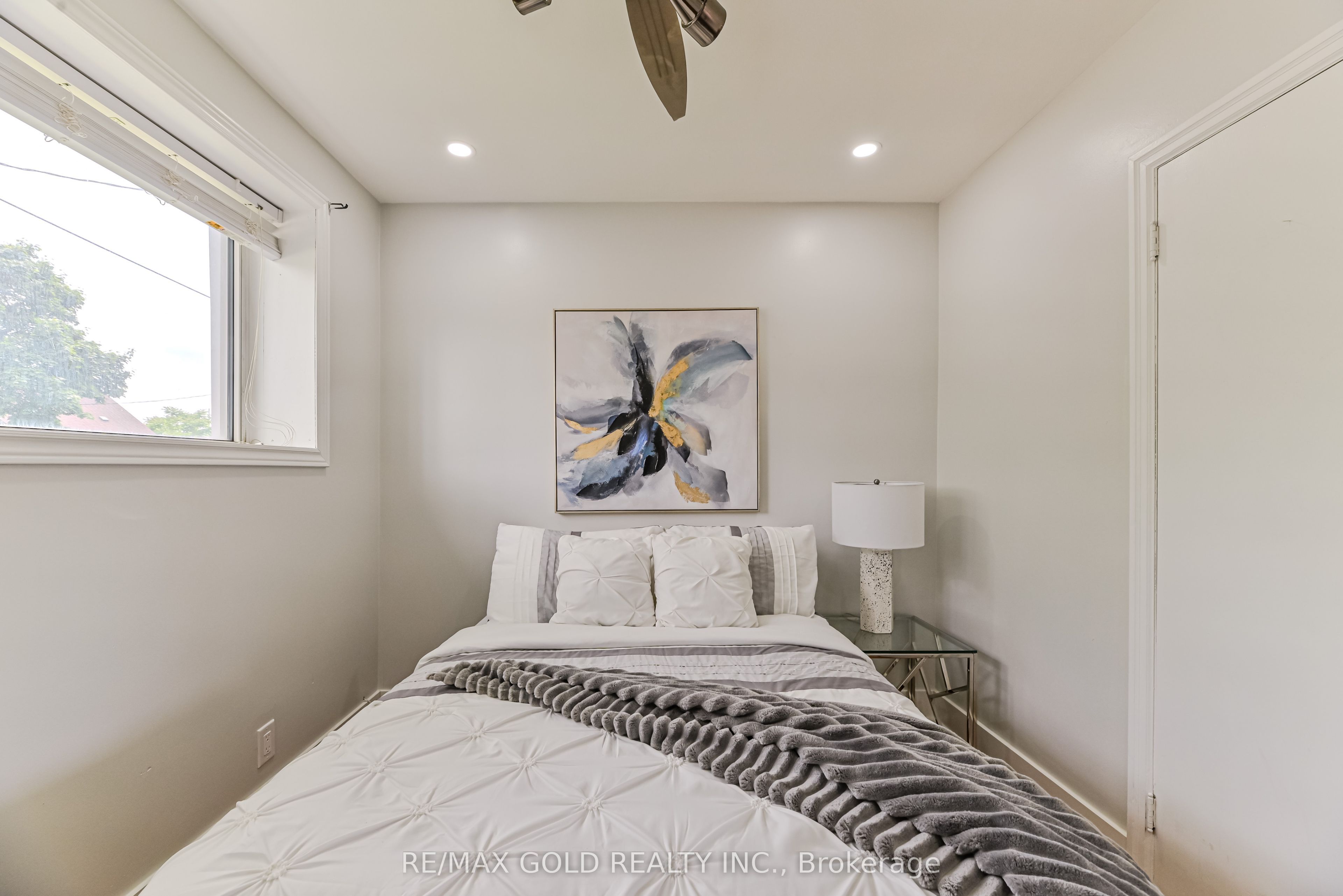 3 Myrtle Avenue S Property Photo 17