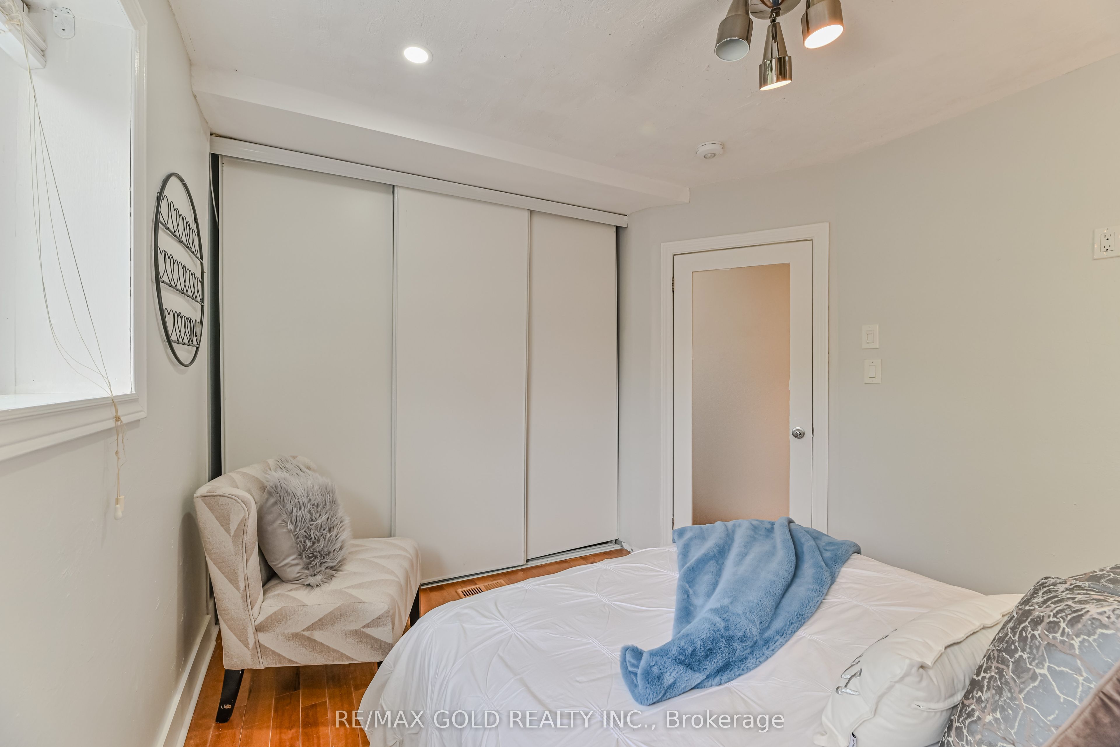 3 Myrtle Avenue S Property Photo 19