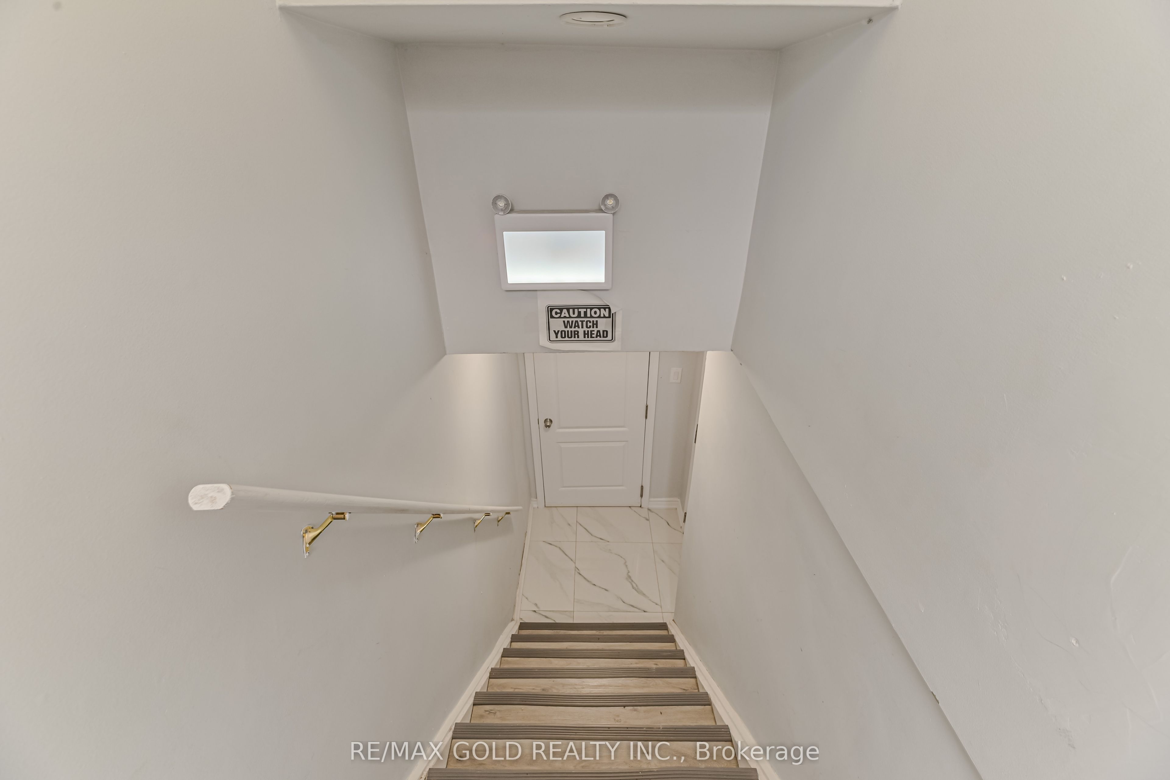 3 Myrtle Avenue S Property Photo 23