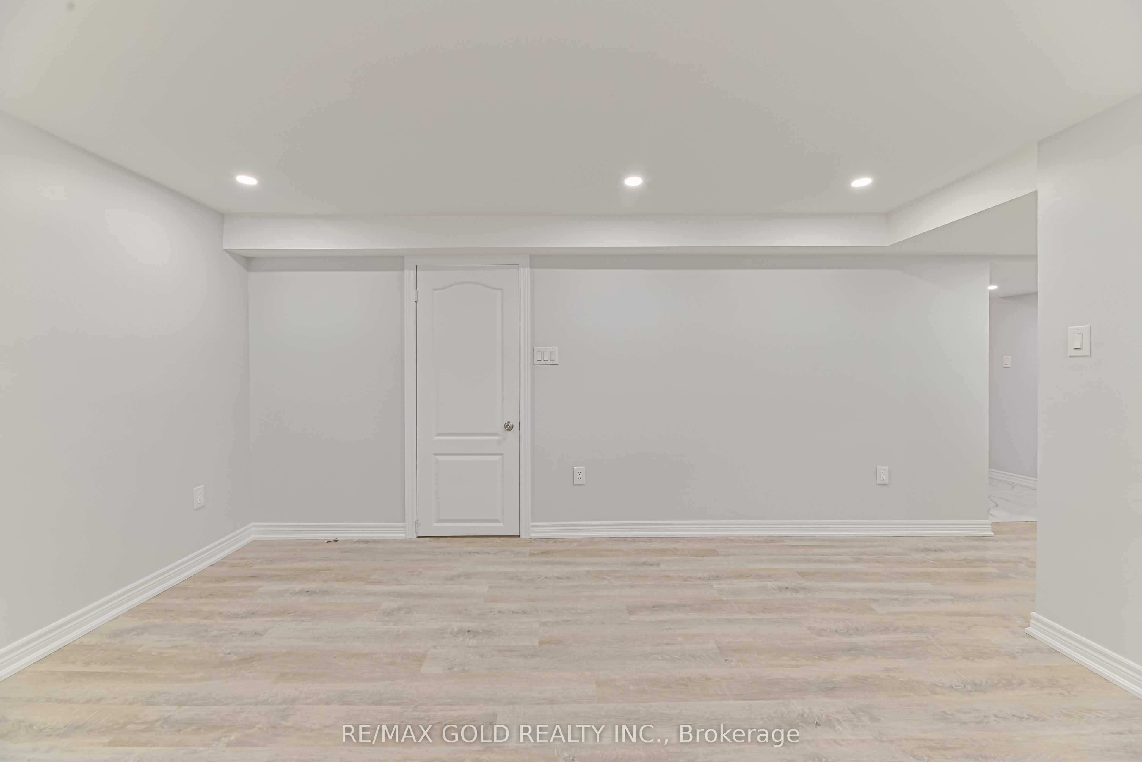 3 Myrtle Avenue S Property Photo 35