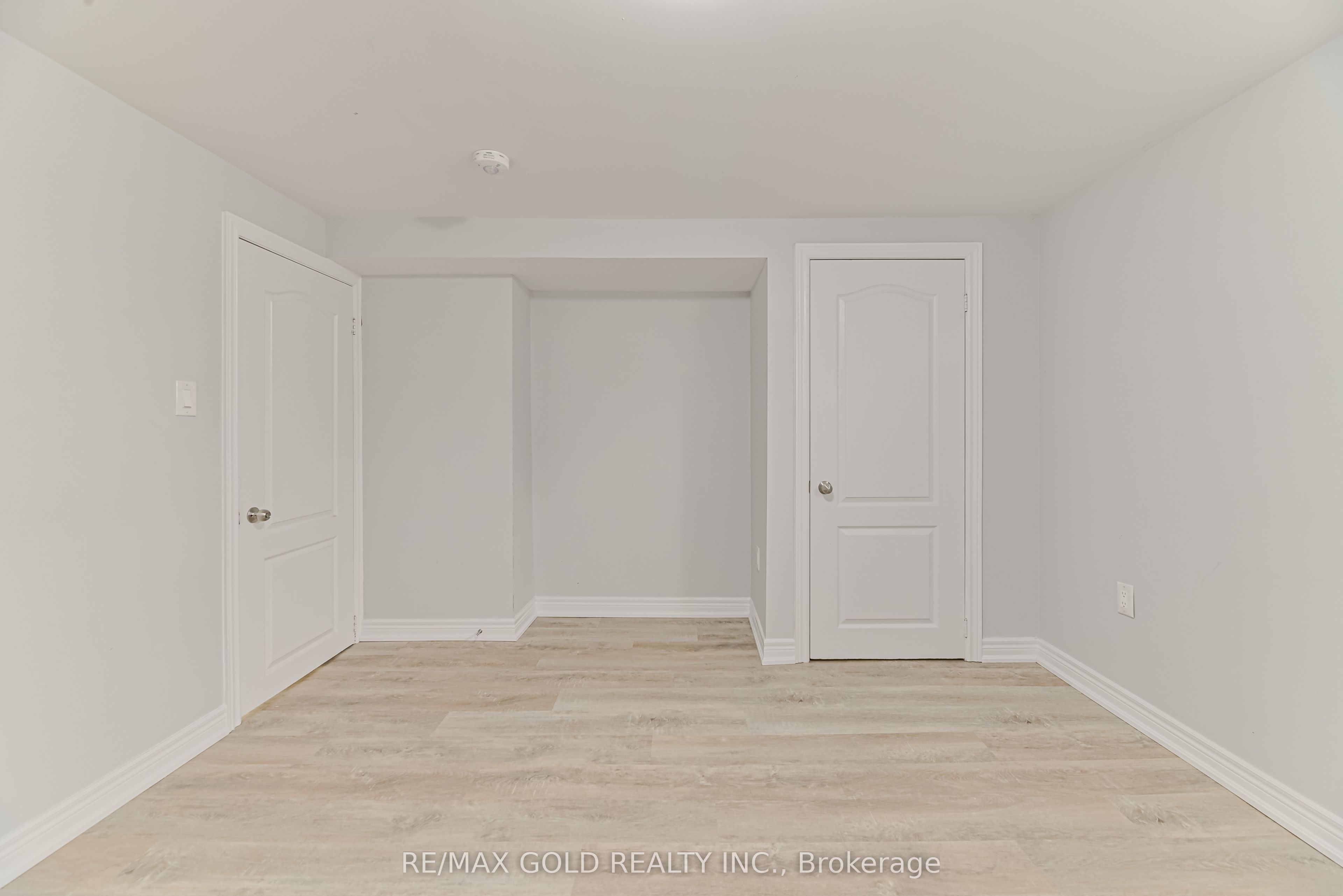 3 Myrtle Avenue S Property Photo 38