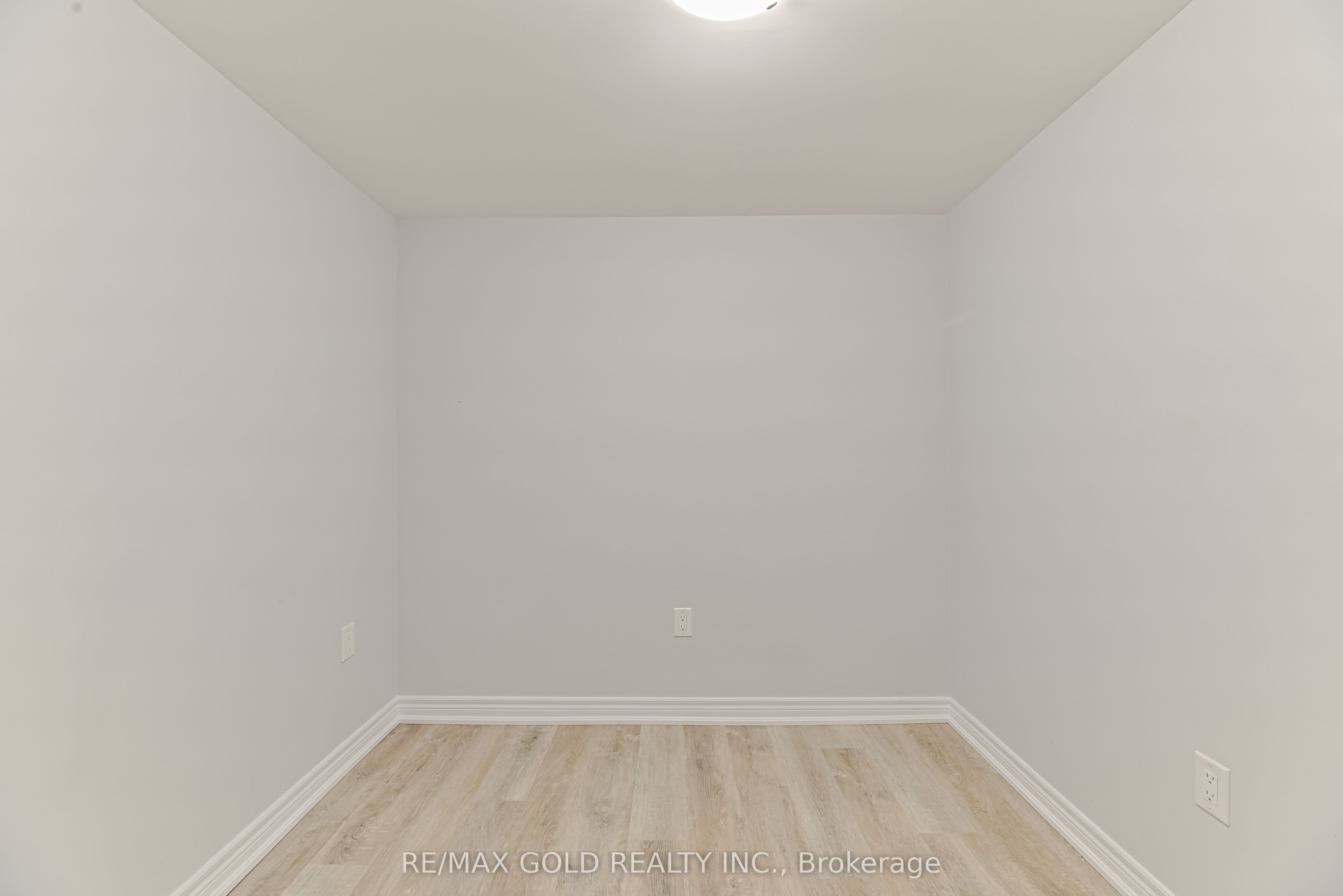 3 Myrtle Avenue S Property Photo 41