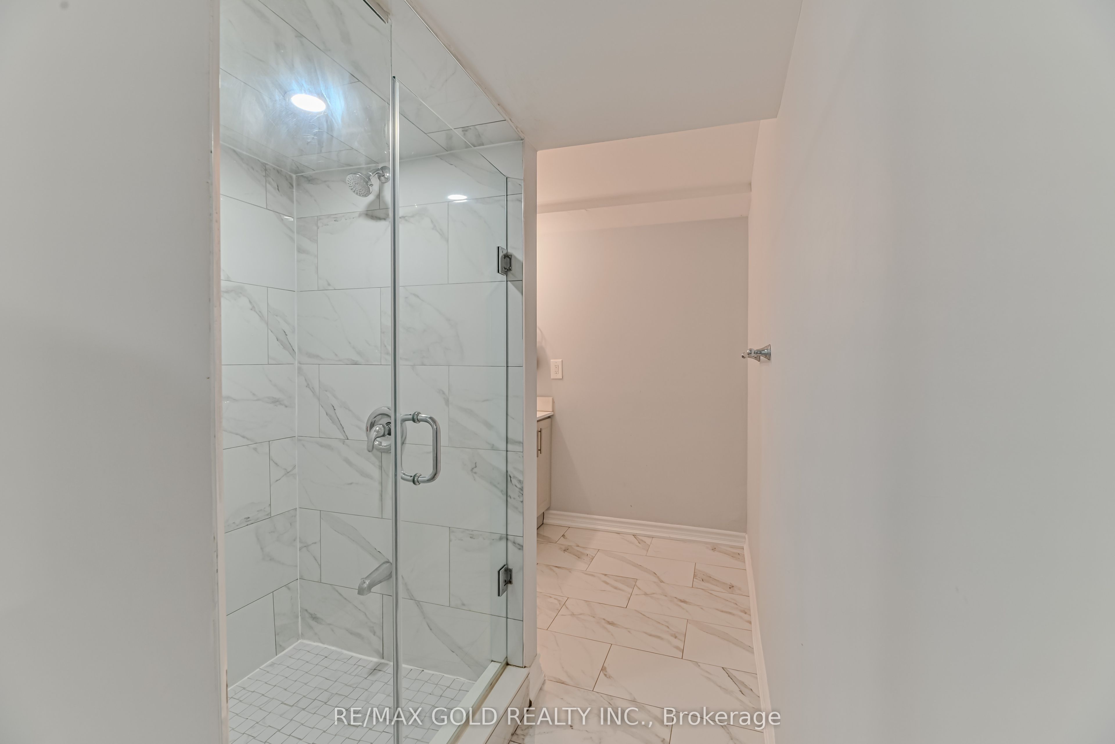3 Myrtle Avenue S Property Photo 43