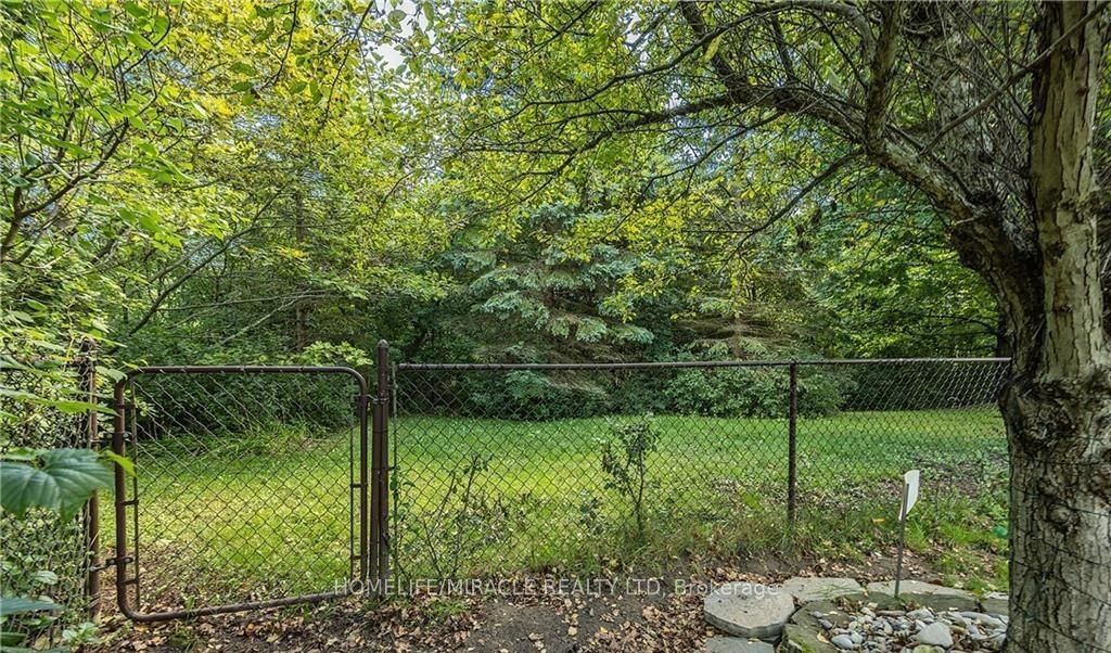 143 Grenfell Place Property Photo 26