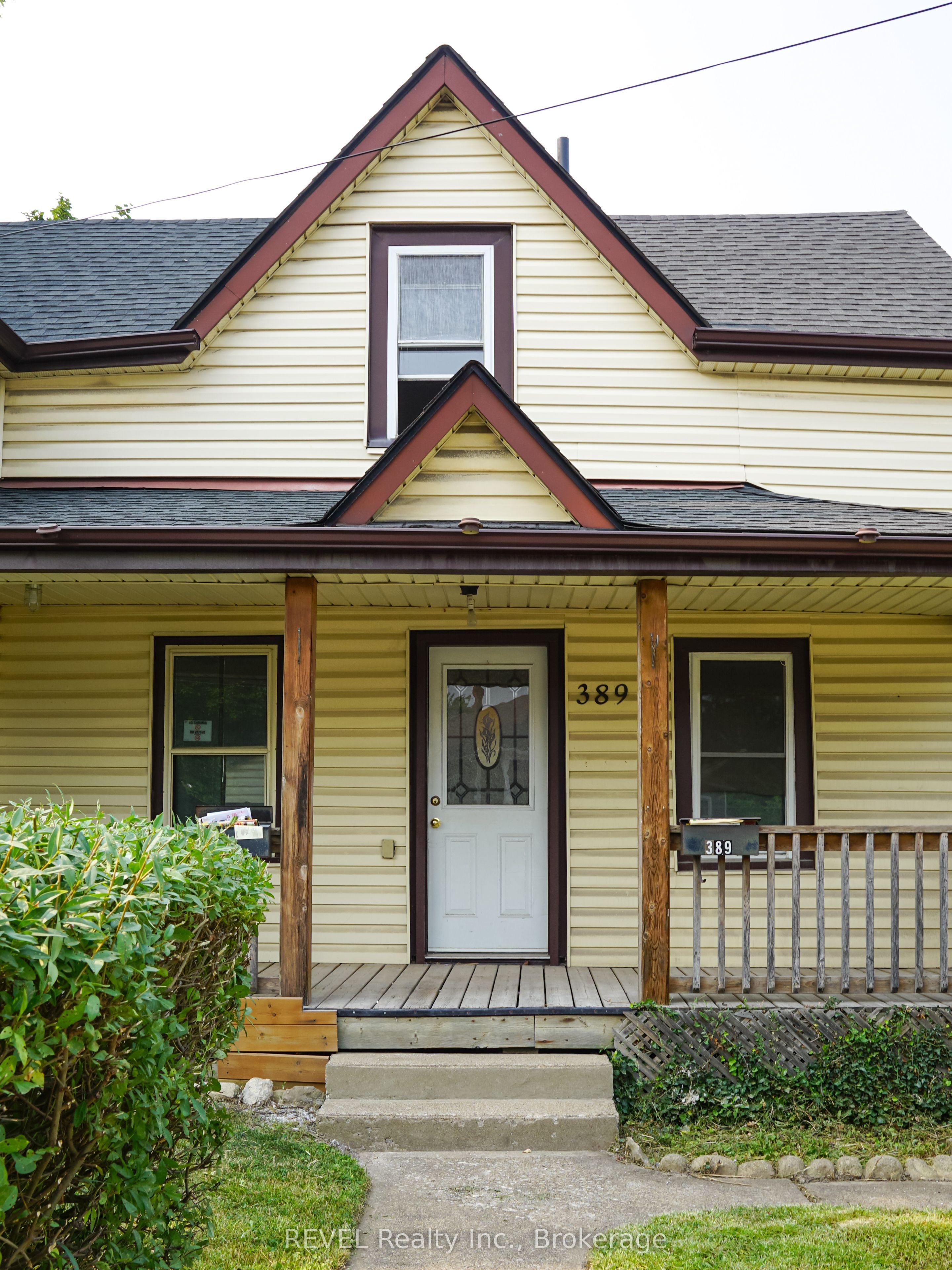389 Glendale Avenue Property Photo 3